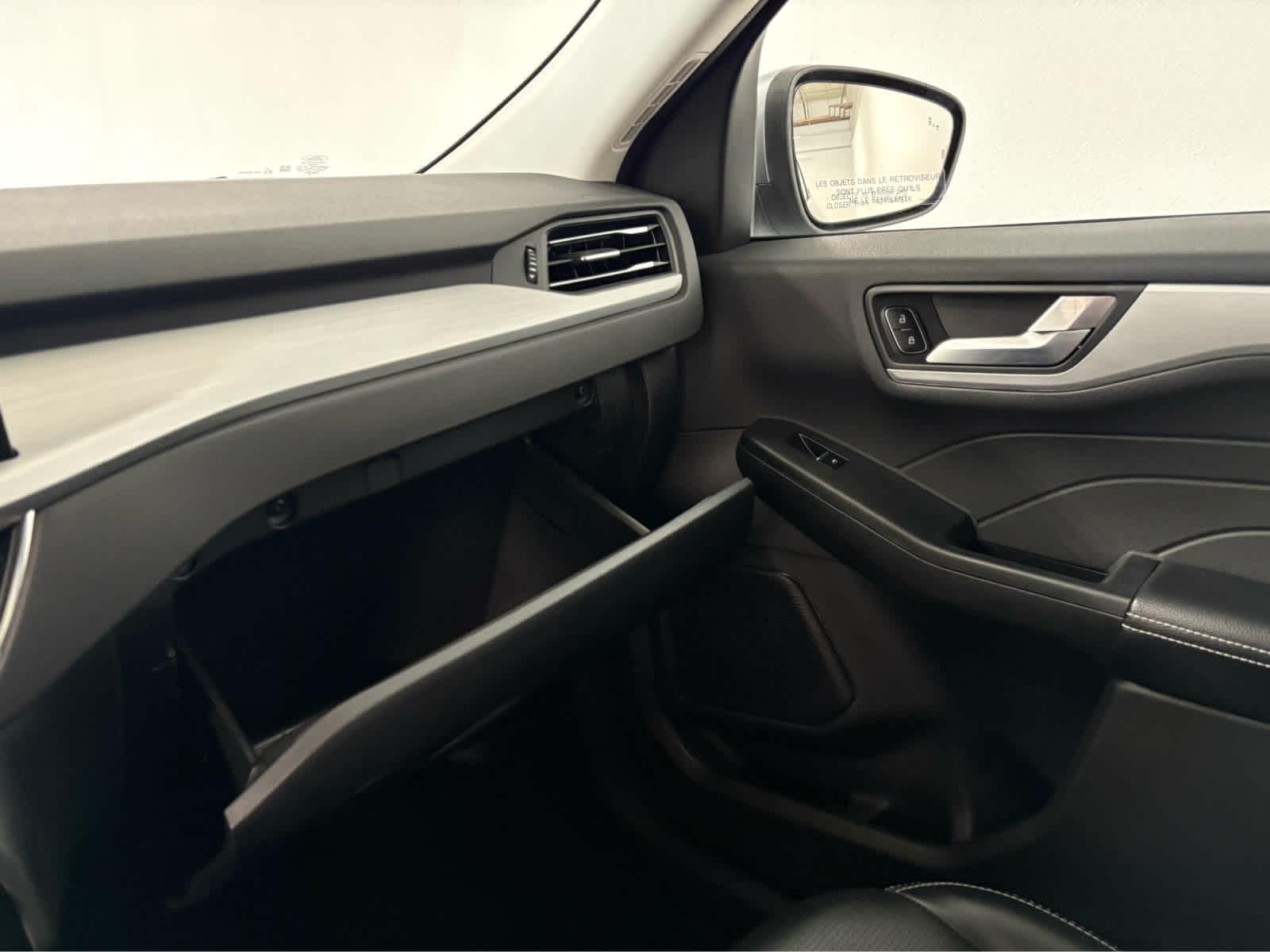 Thumbnail: 2024 Ford Escape - 23