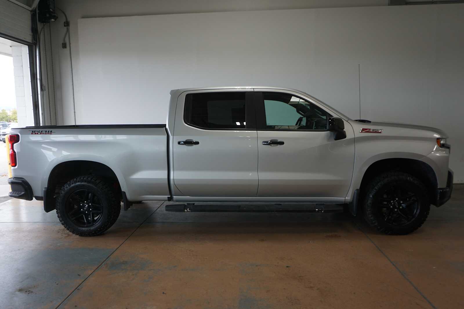 Thumbnail: 2022 Chevrolet Silverado 1500 - 6