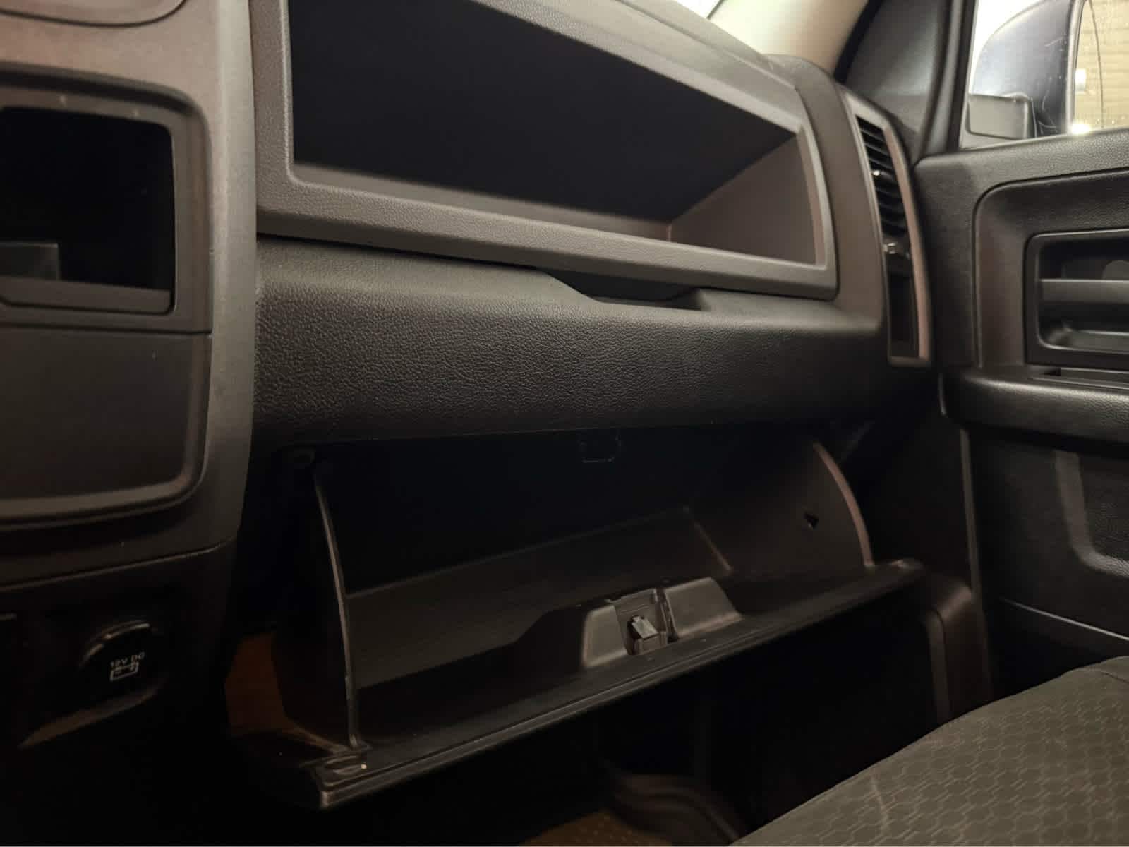 Thumbnail: 2019 RAM 1500 Classic - 20