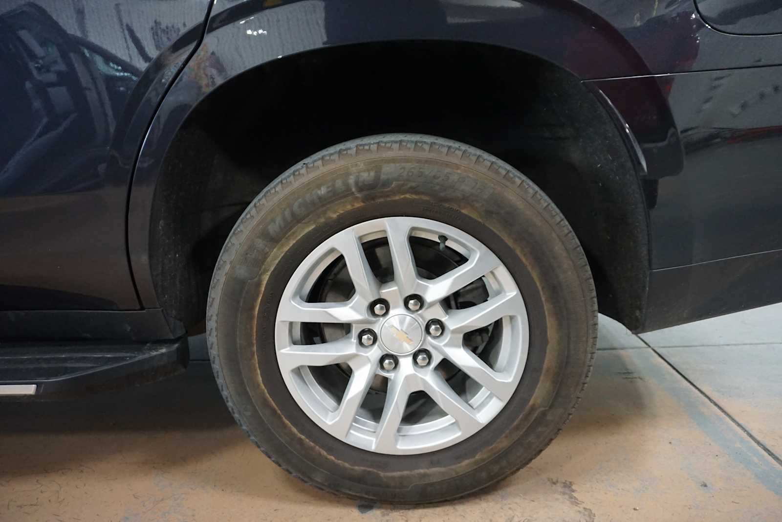 Thumbnail: 2023 Chevrolet Tahoe - 9