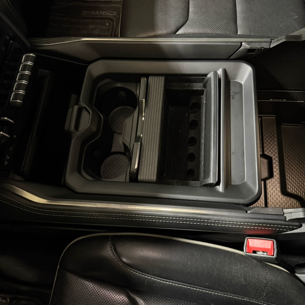 Thumbnail: 2019 RAM 1500 - 19