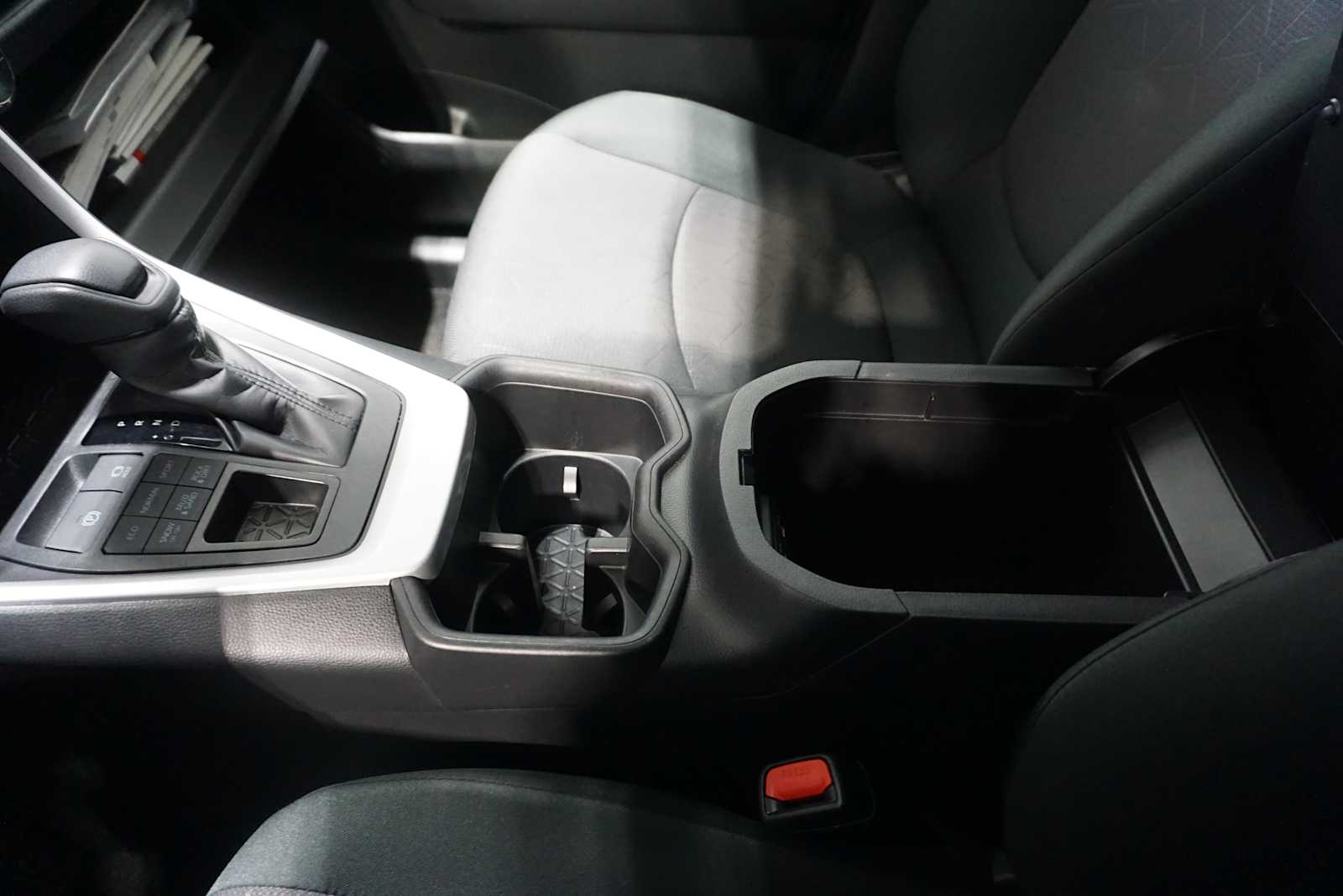 Thumbnail: 2024 Toyota RAV4 - 21