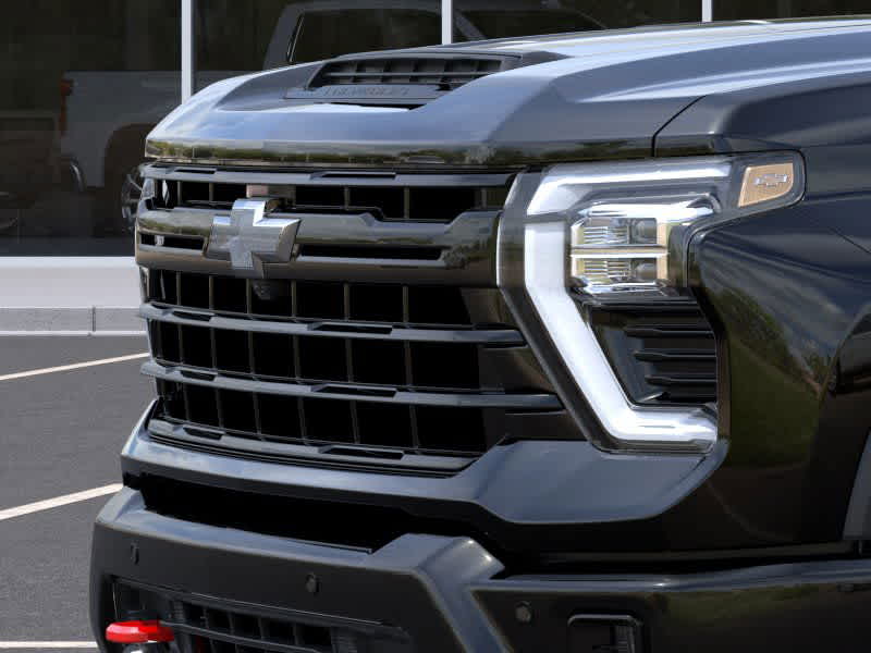 2025 Chevrolet Silverado 2500 LTZ 10