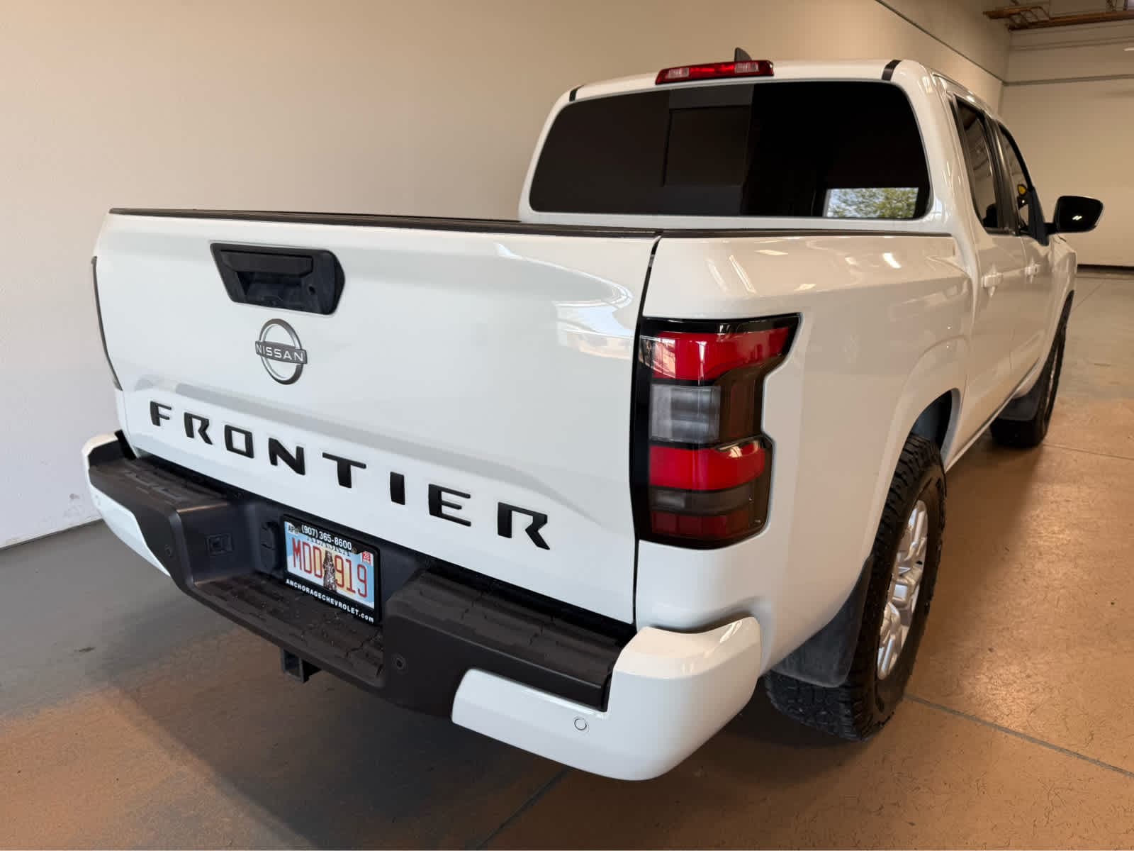 Thumbnail: 2023 Nissan Frontier - 7