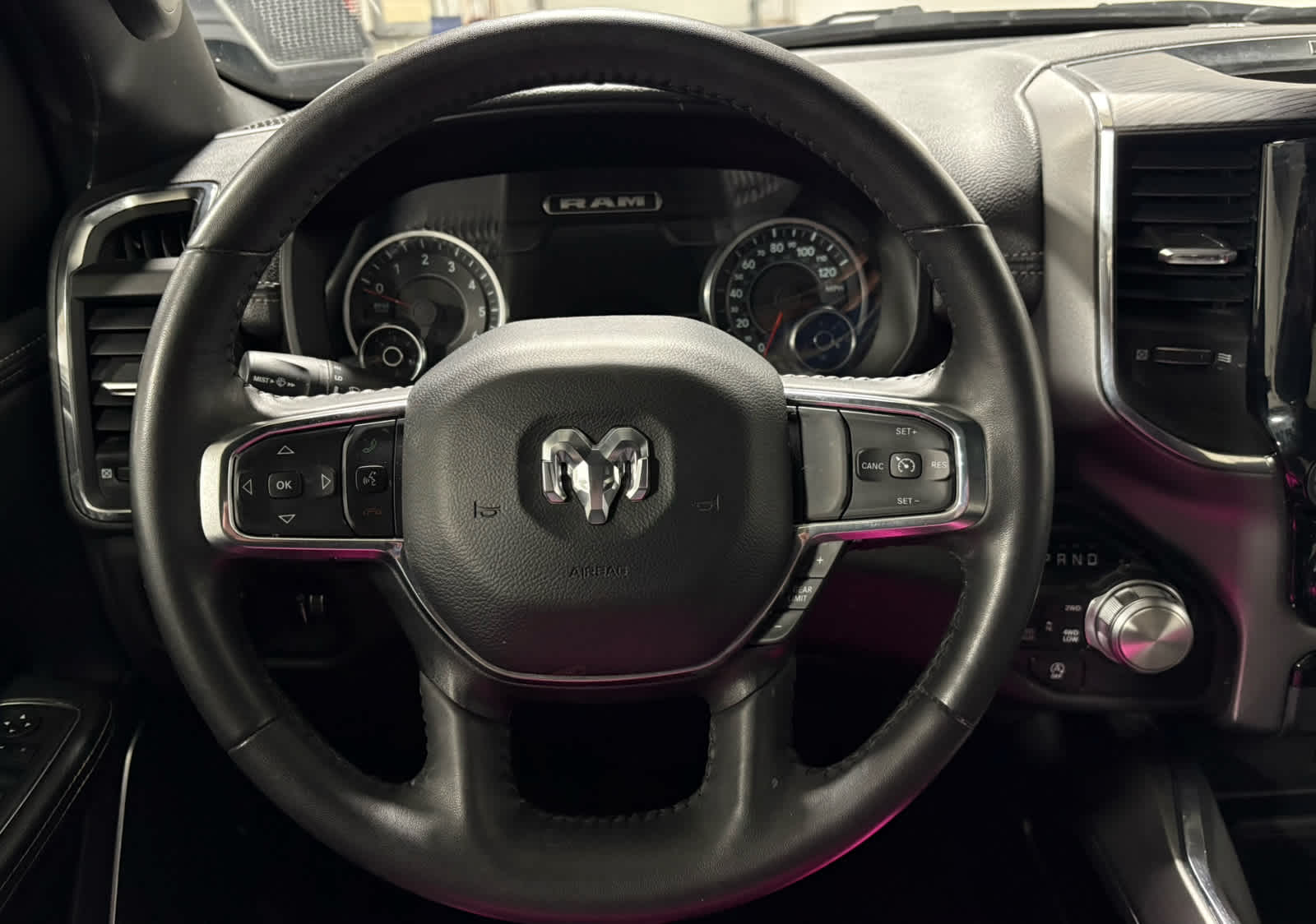 Thumbnail: 2024 RAM 1500 - 27