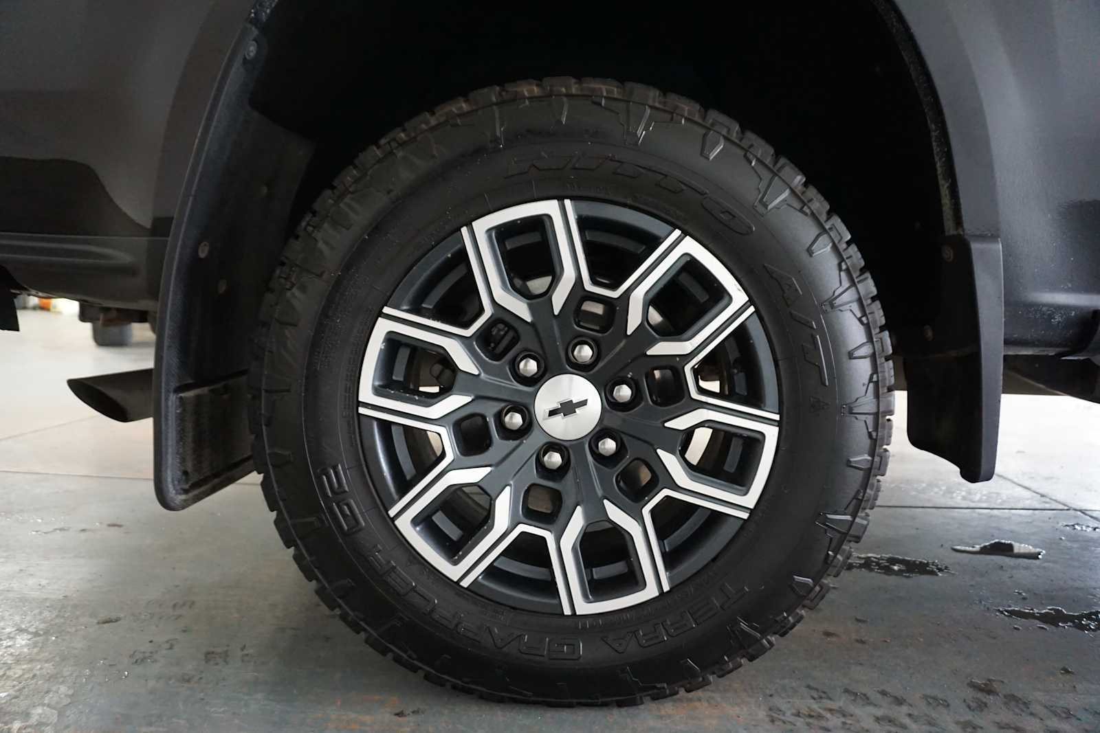 2023 Chevrolet Colorado Z71 14