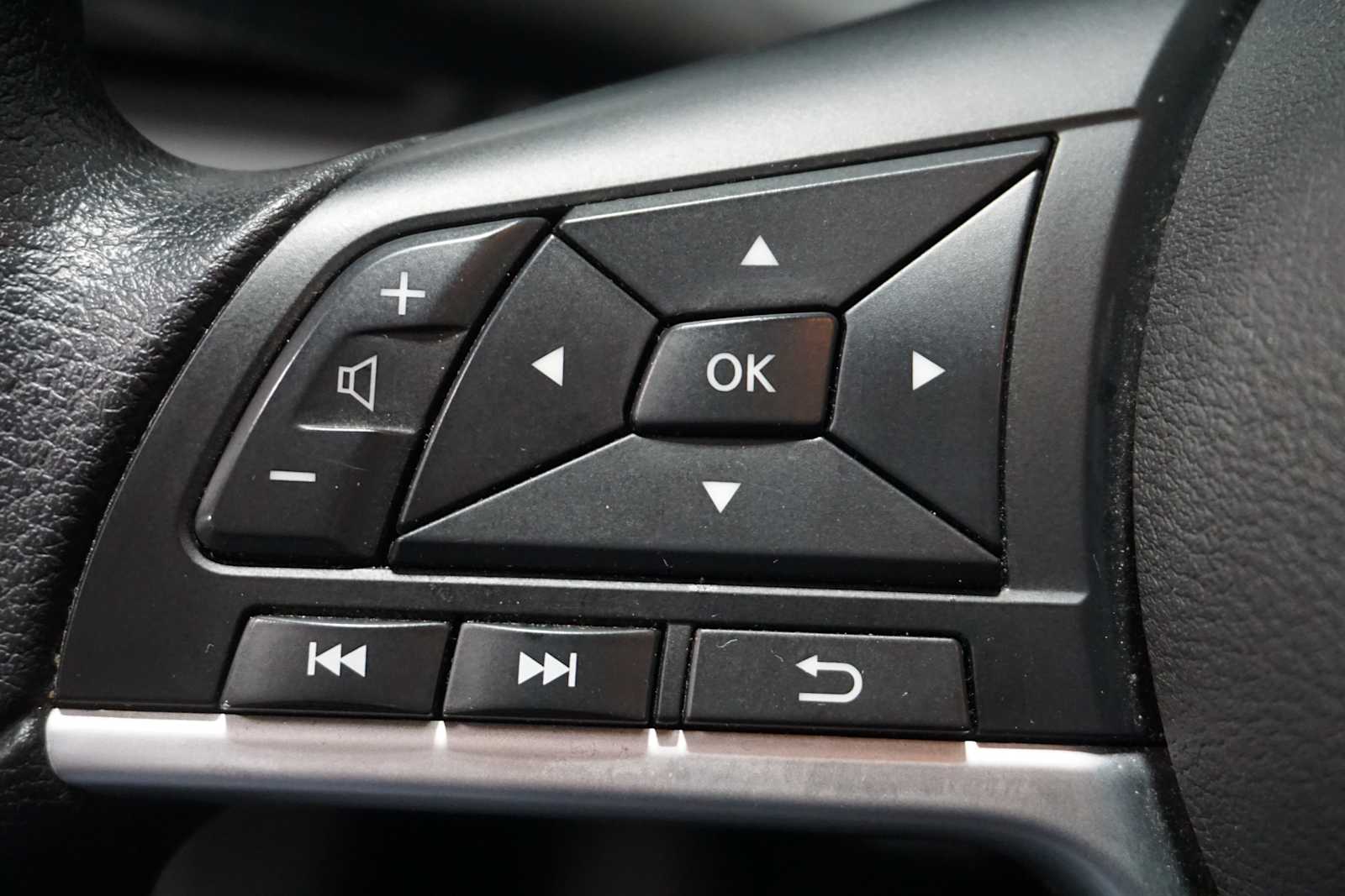 Thumbnail: 2023 Nissan Altima - 26