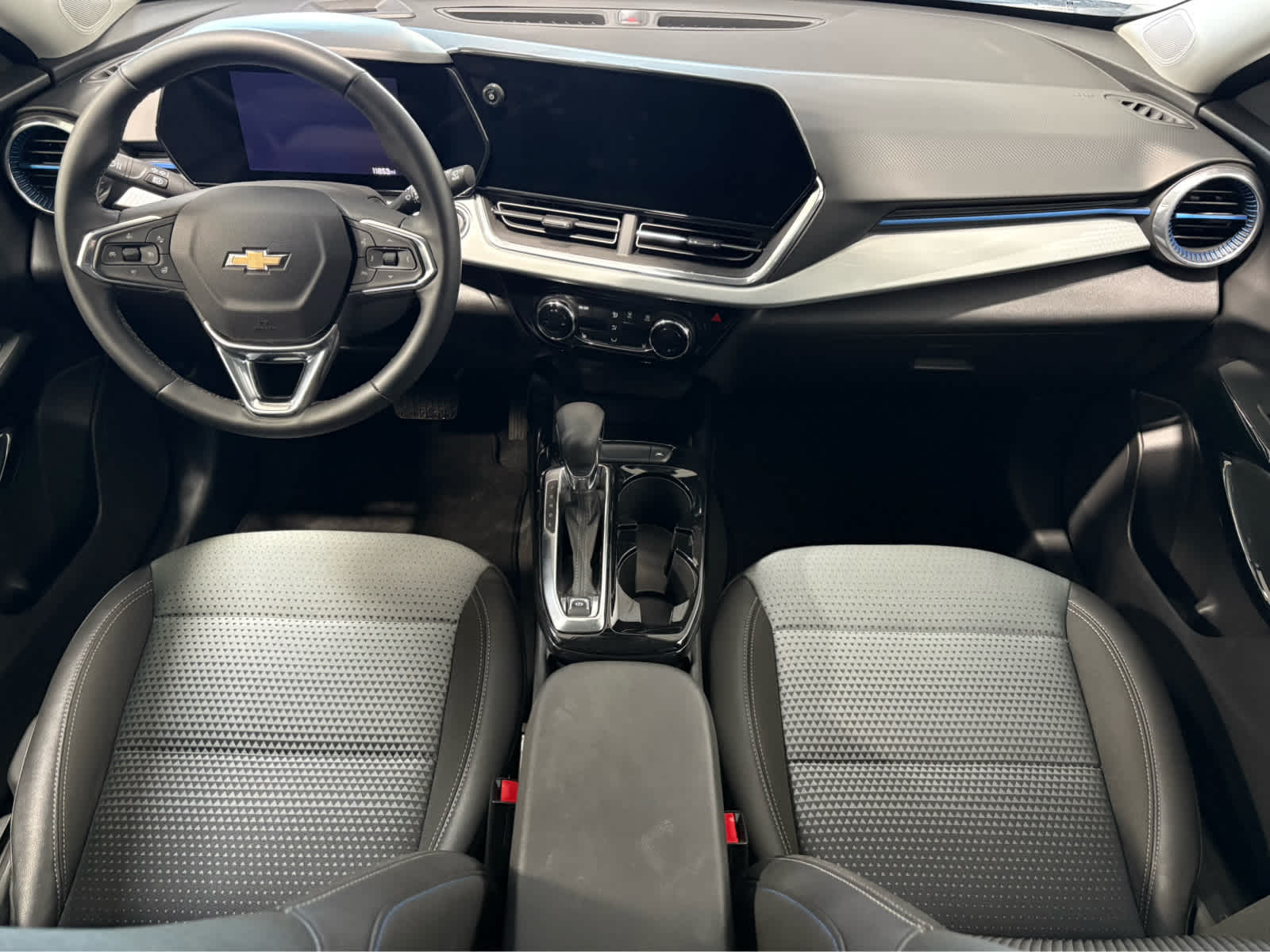 Thumbnail: 2025 Chevrolet Trax - 30