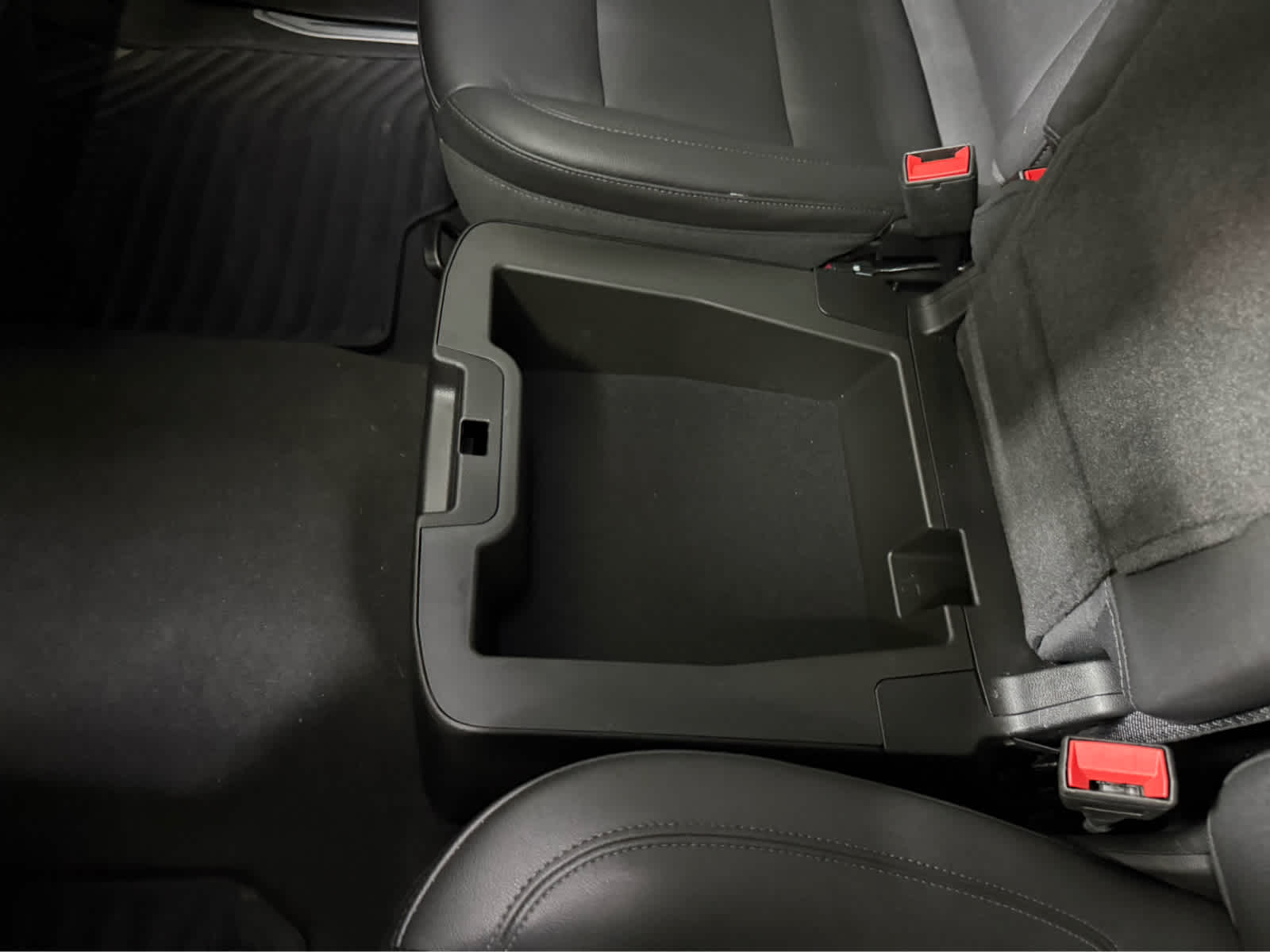 Thumbnail: 2024 Chevrolet Silverado 1500 - 26