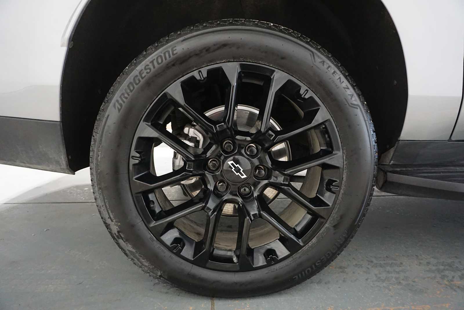 Thumbnail: 2025 Chevrolet Suburban - 7