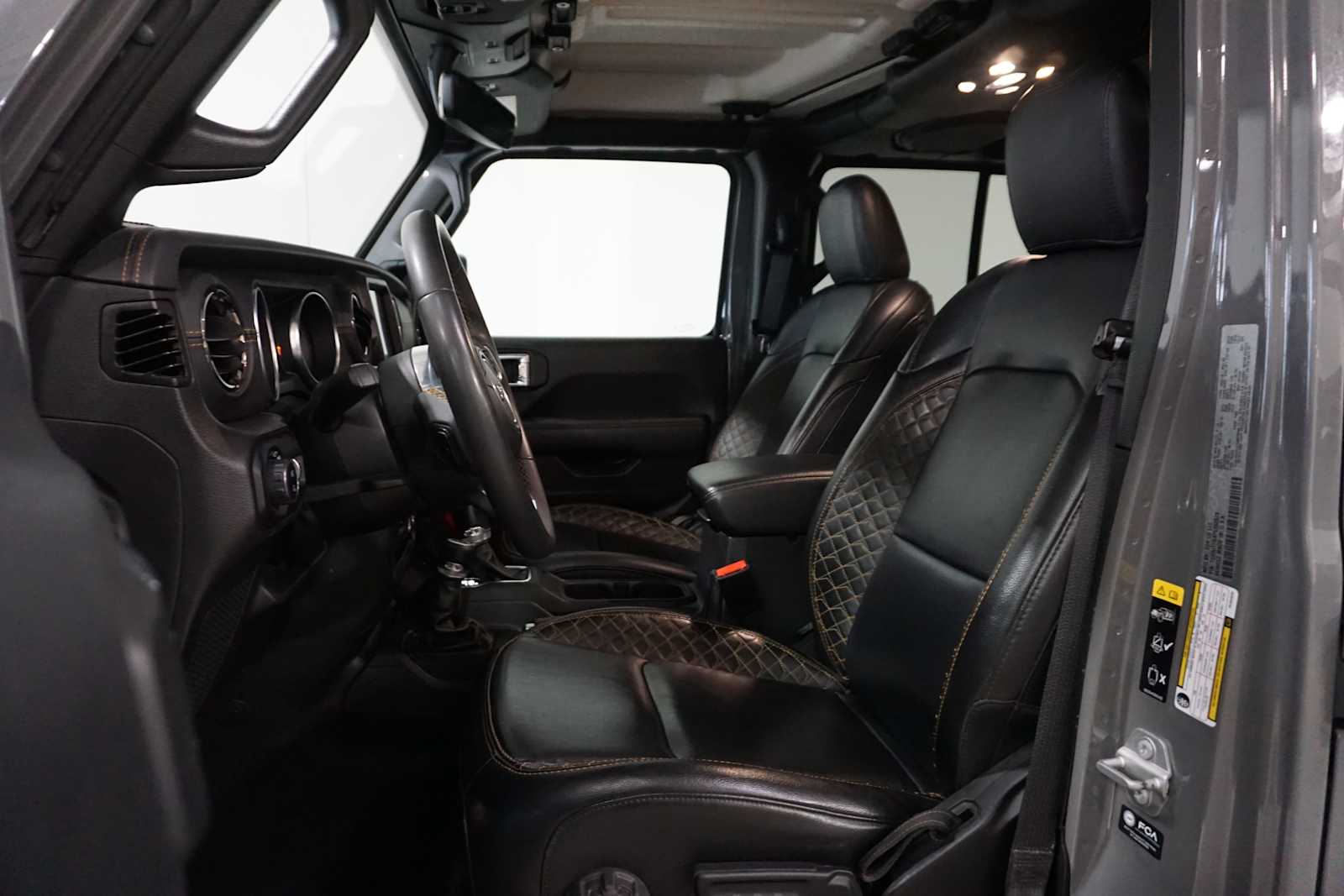 Thumbnail: 2023 Jeep Gladiator - 12