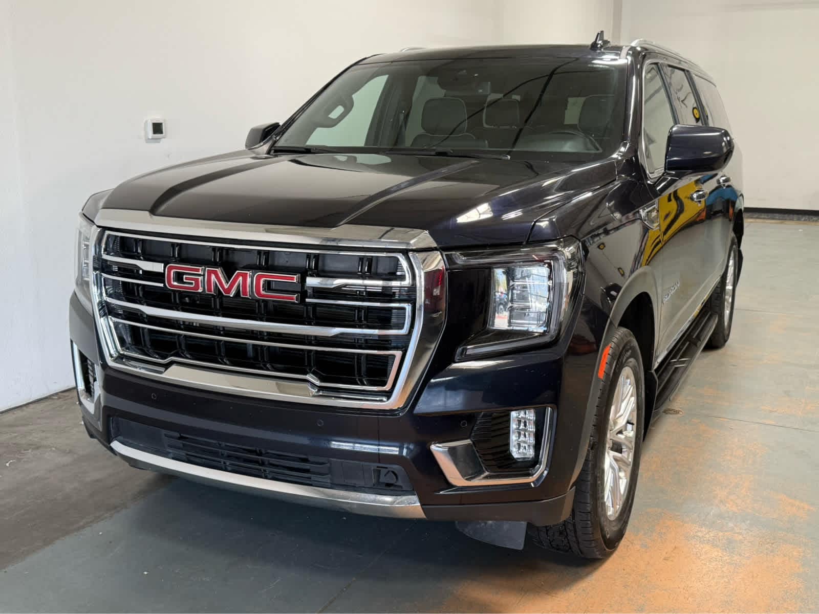 Thumbnail: 2023 GMC Yukon XL - 1