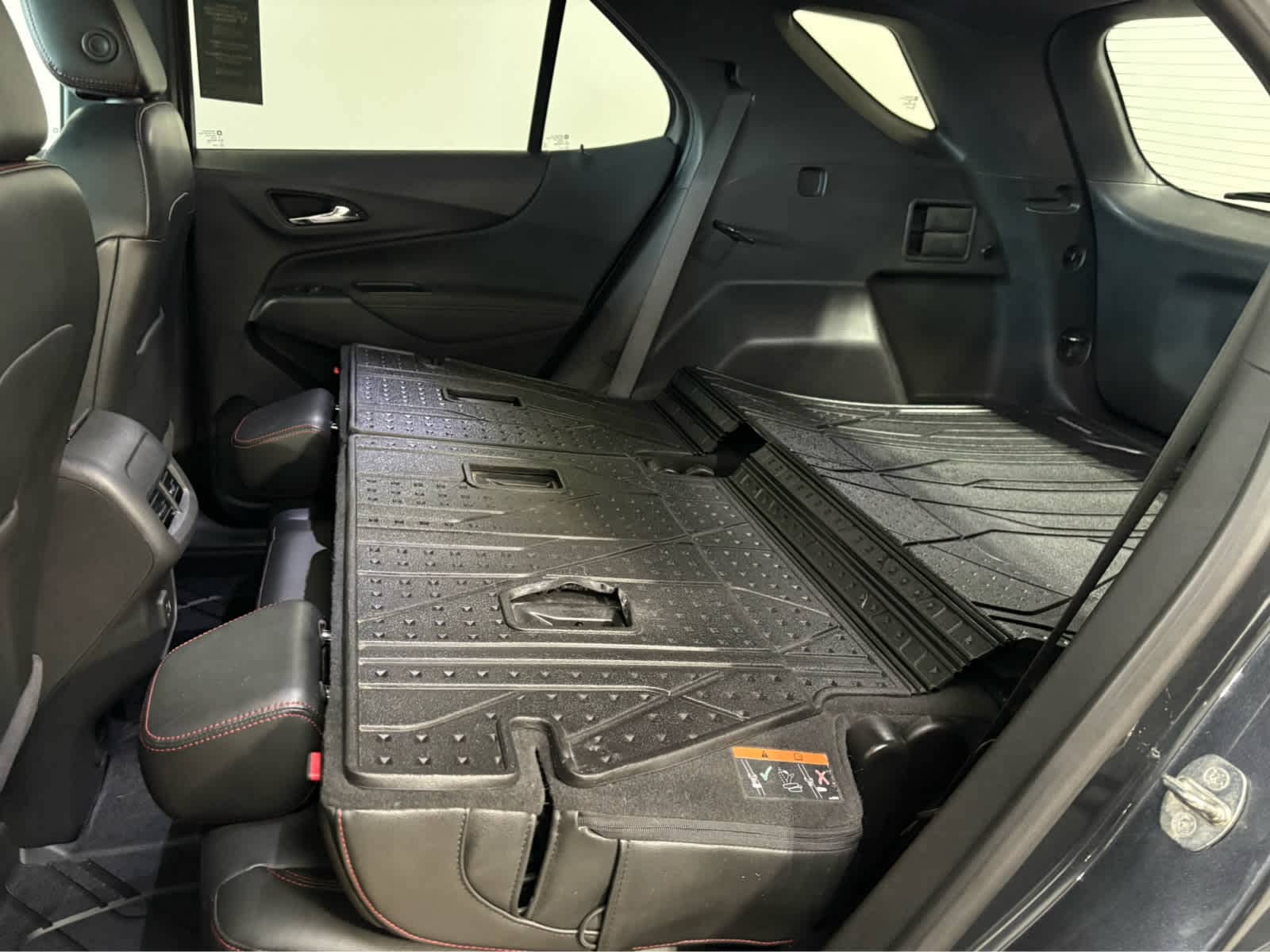 Thumbnail: 2023 Chevrolet Equinox - 16