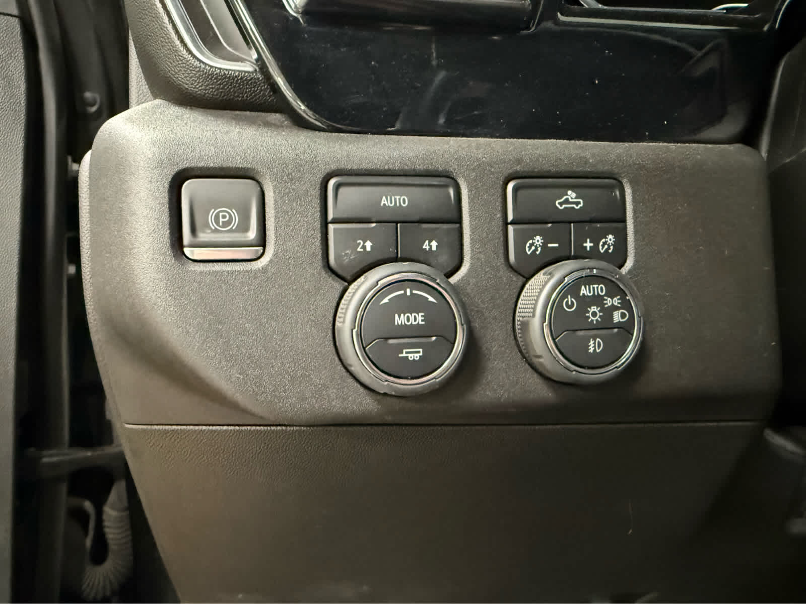 Thumbnail: 2023 Chevrolet Silverado 1500 - 26