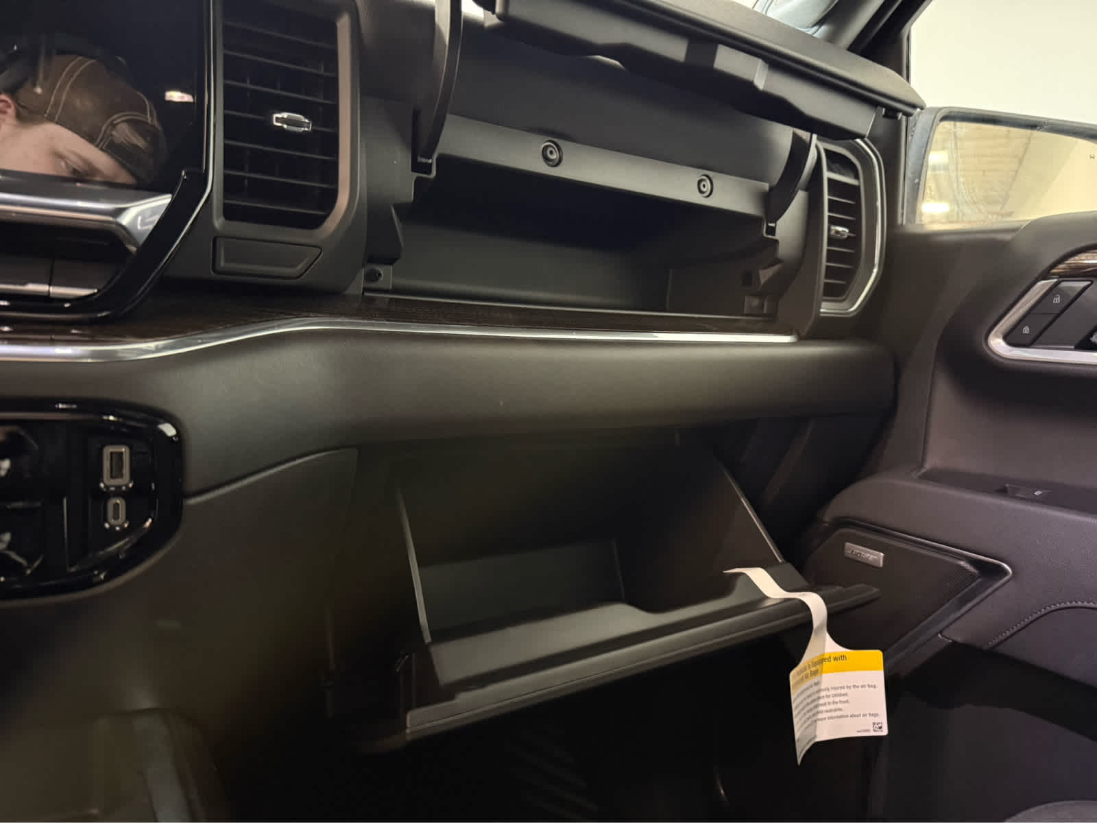 Thumbnail: 2025 Chevrolet Silverado 1500 - 22