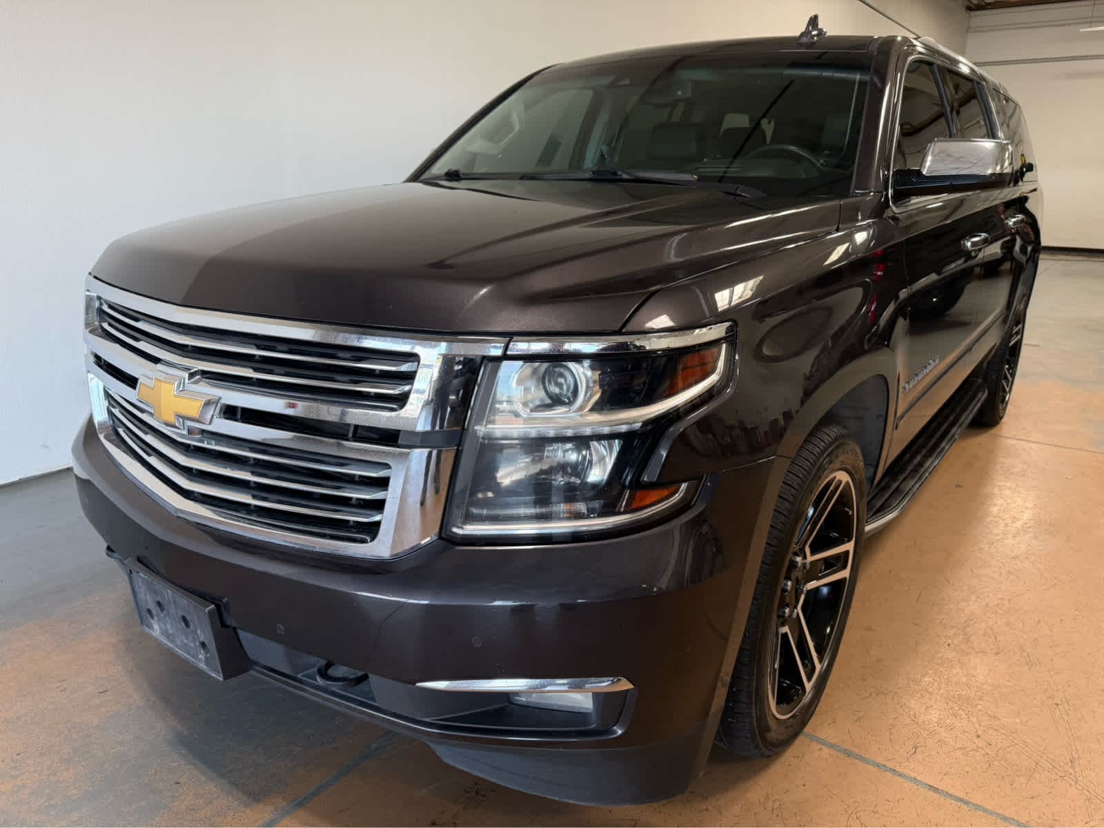 Thumbnail: 2017 Chevrolet Suburban - 1