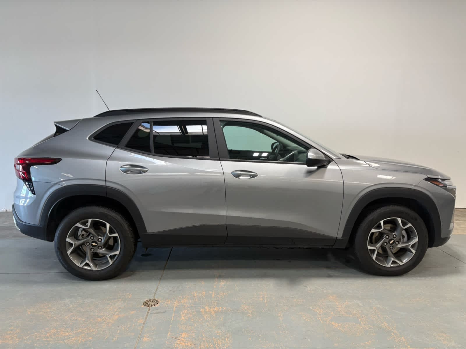 Thumbnail: 2025 Chevrolet Trax - 7