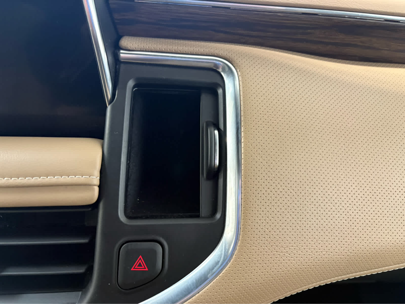 Thumbnail: 2021 Chevrolet Tahoe - 22