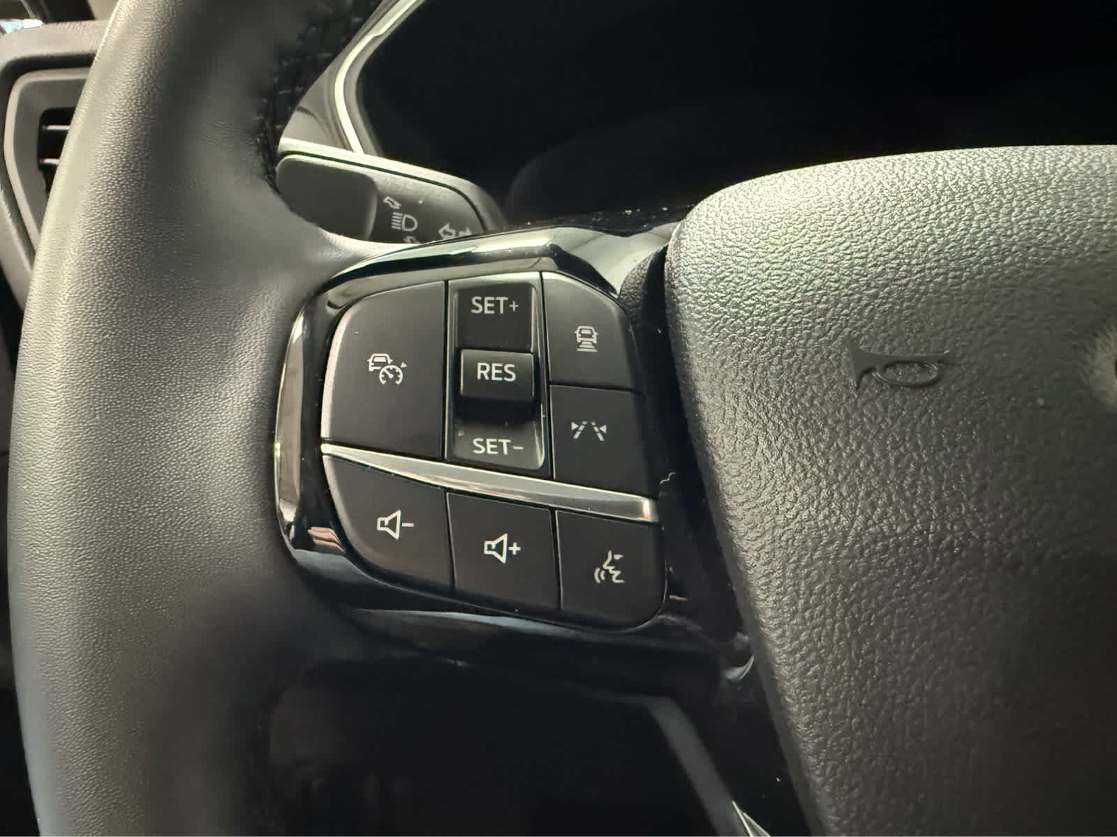 Thumbnail: 2025 Ford Escape - 18