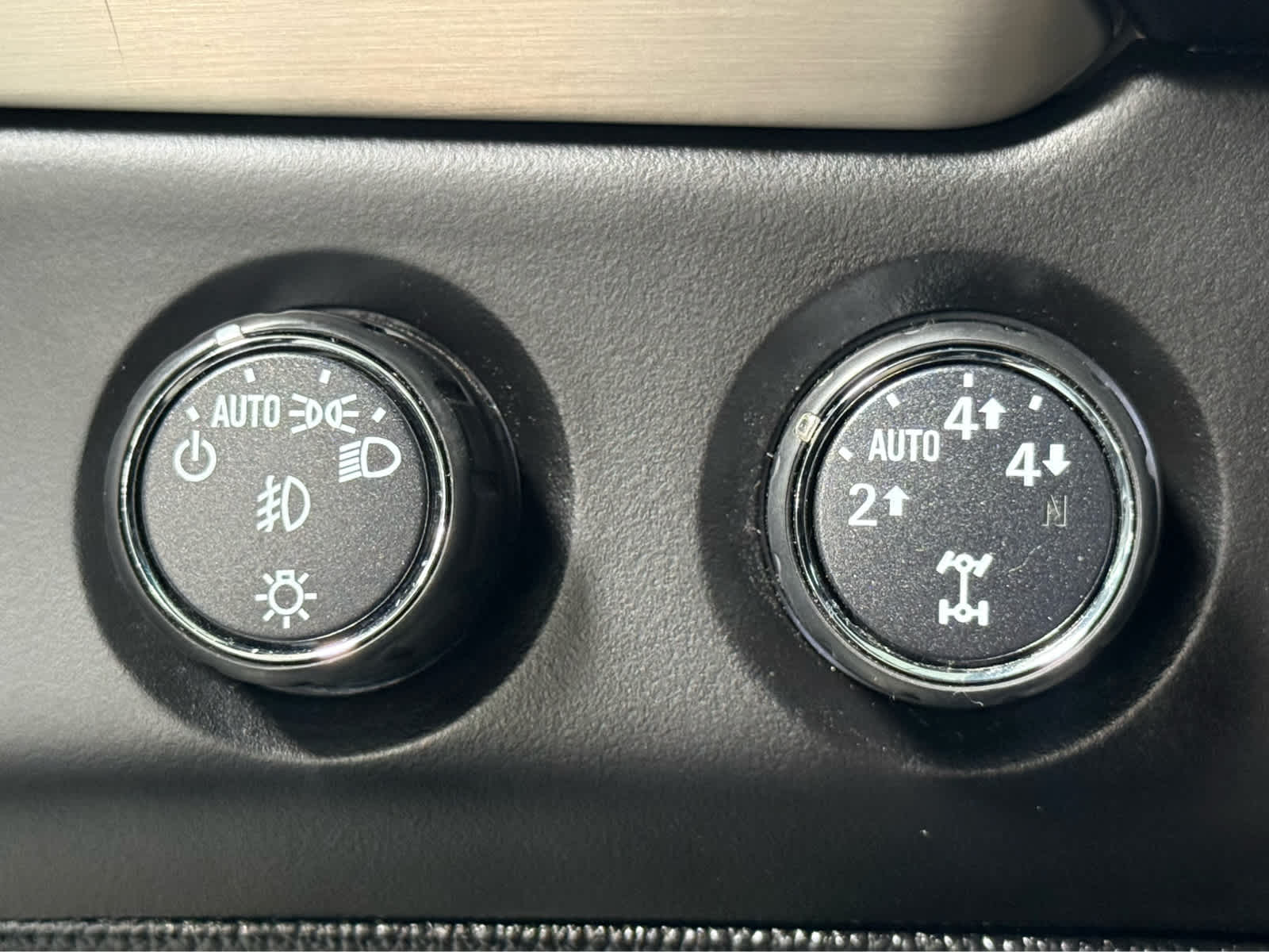 Thumbnail: 2016 GMC Yukon - 26
