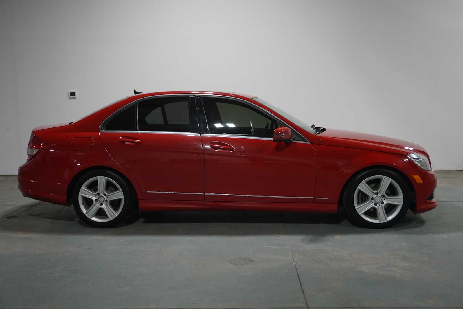 Thumbnail: 2010 Mercedes-Benz C-Class - 6