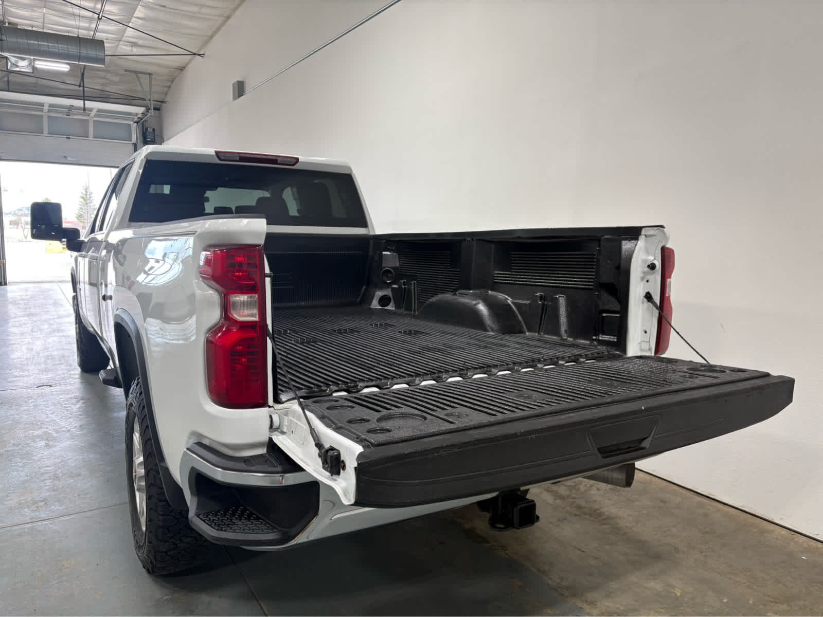 Thumbnail: 2024 Chevrolet Silverado 3500 - 4