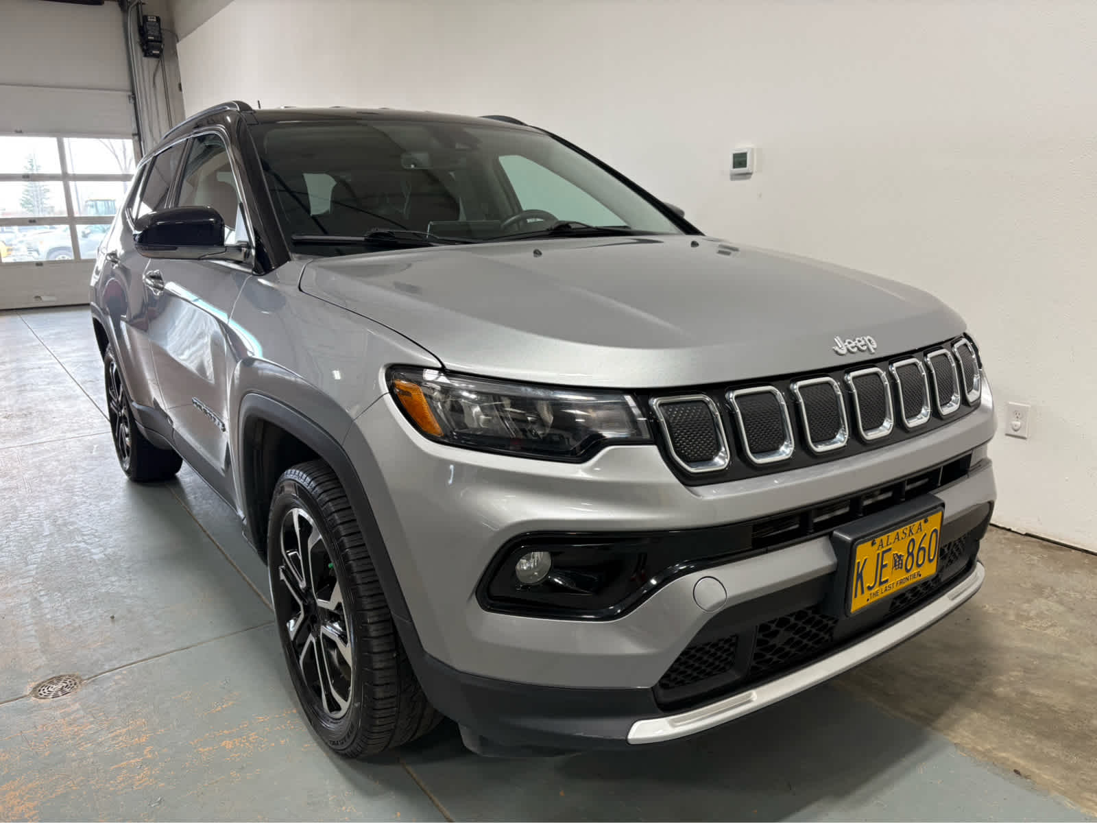 Thumbnail: 2022 Jeep Compass - 5