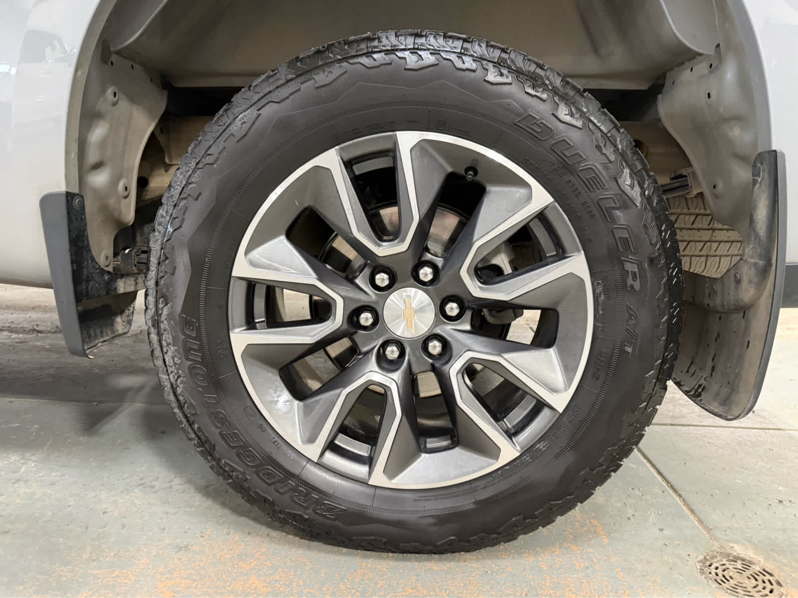 Thumbnail: 2024 Chevrolet Silverado 1500 - 9