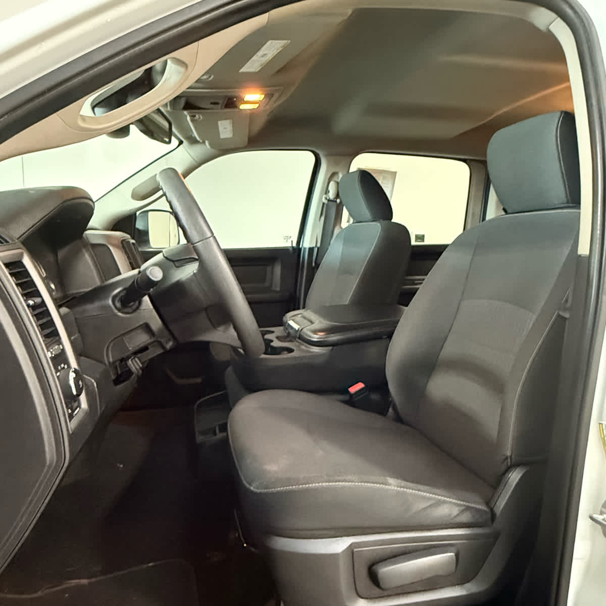 Thumbnail: 2022 RAM 1500 Classic - 14