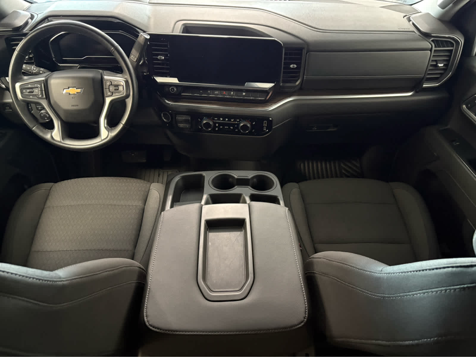 Thumbnail: 2025 Chevrolet Silverado 1500 - 18