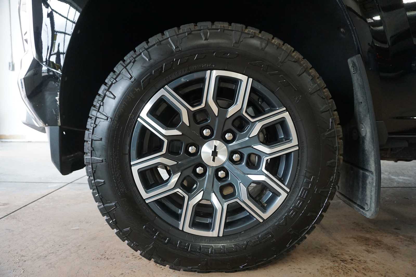 2023 Chevrolet Colorado Z71 12