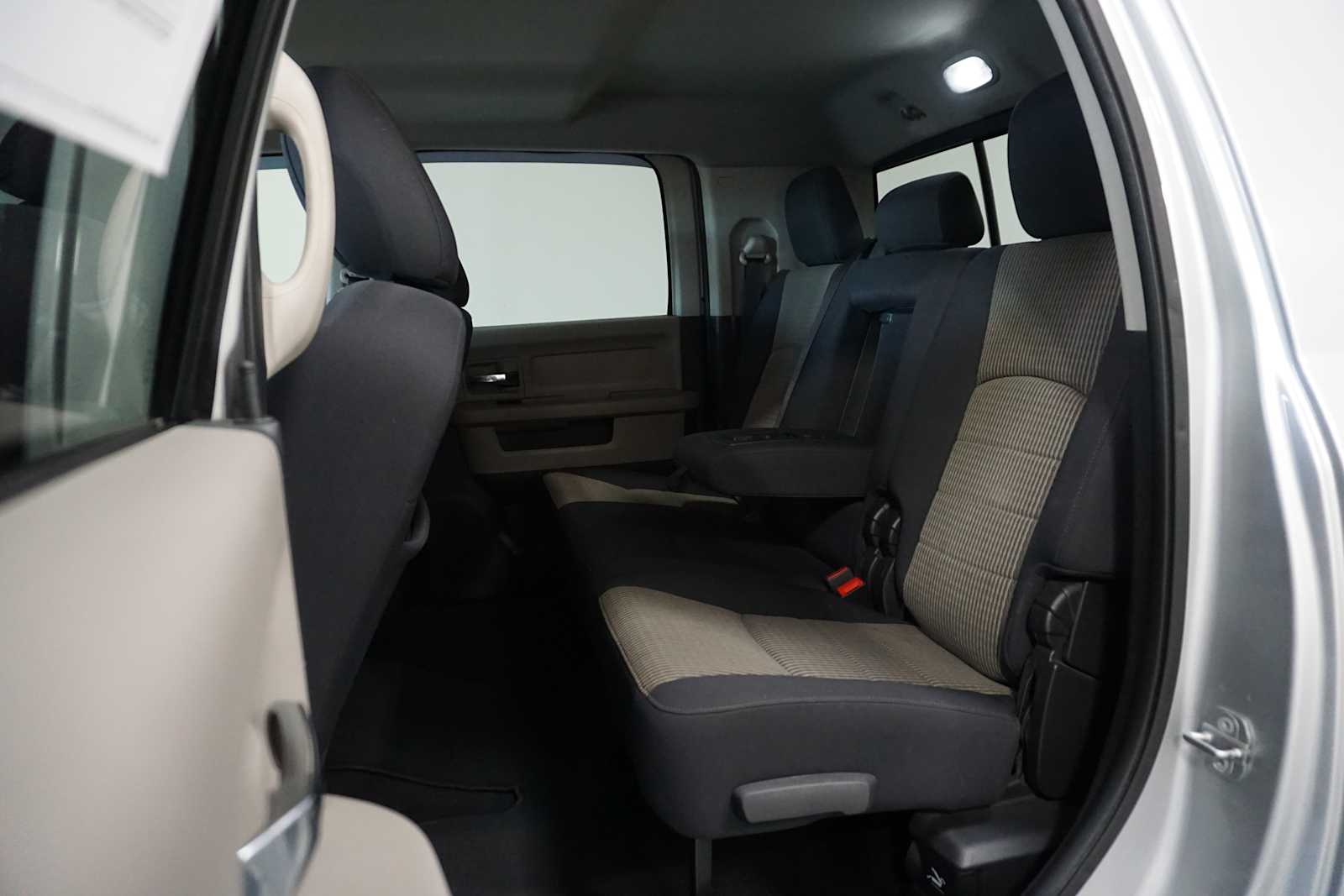 Thumbnail: 2010 Dodge Ram 2500 - 16