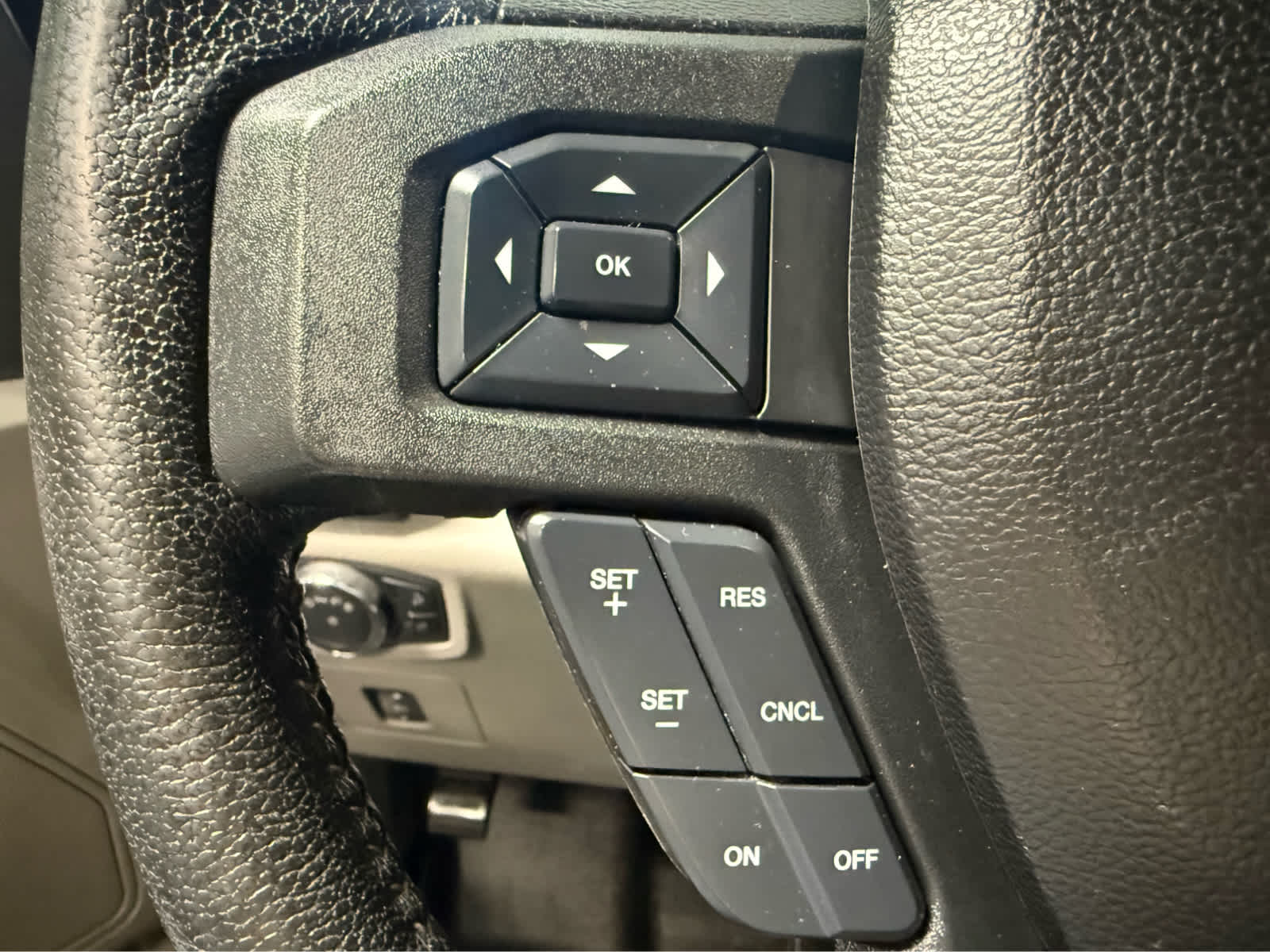 Thumbnail: 2016 Ford F-150 - 18