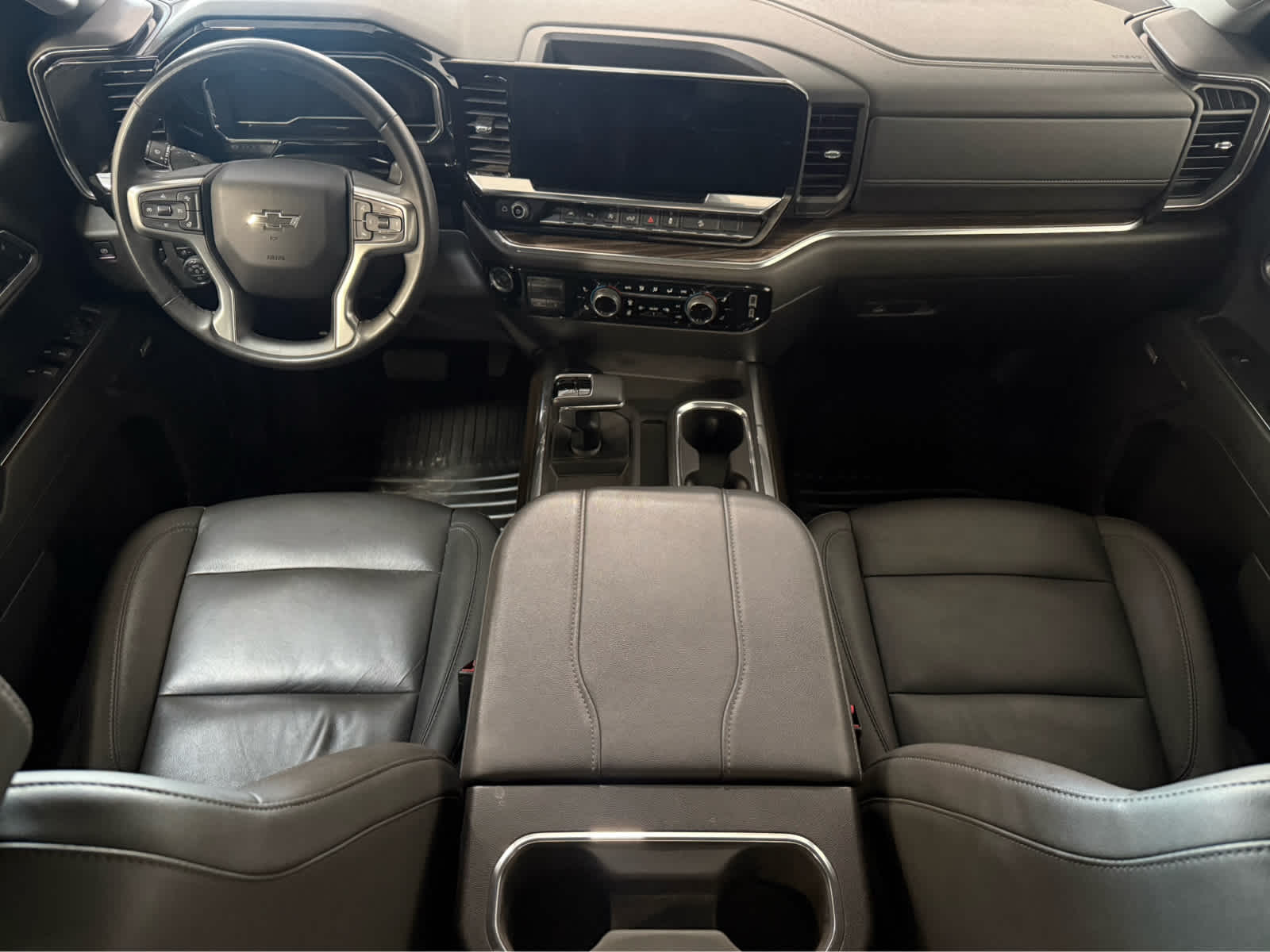 Thumbnail: 2025 Chevrolet Silverado 1500 - 15