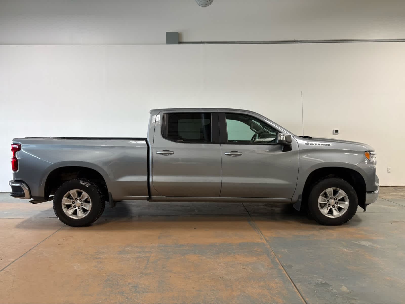 Thumbnail: 2023 Chevrolet Silverado 1500 - 6