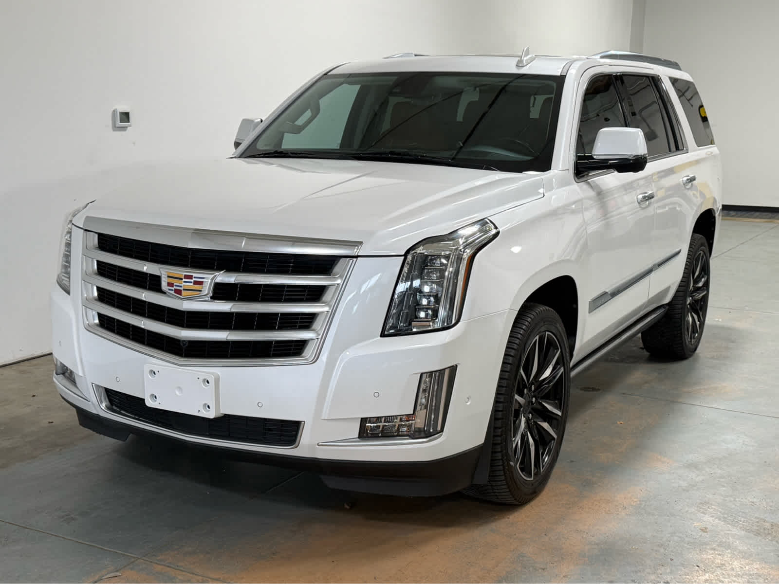 Thumbnail: 2020 Cadillac Escalade - 1