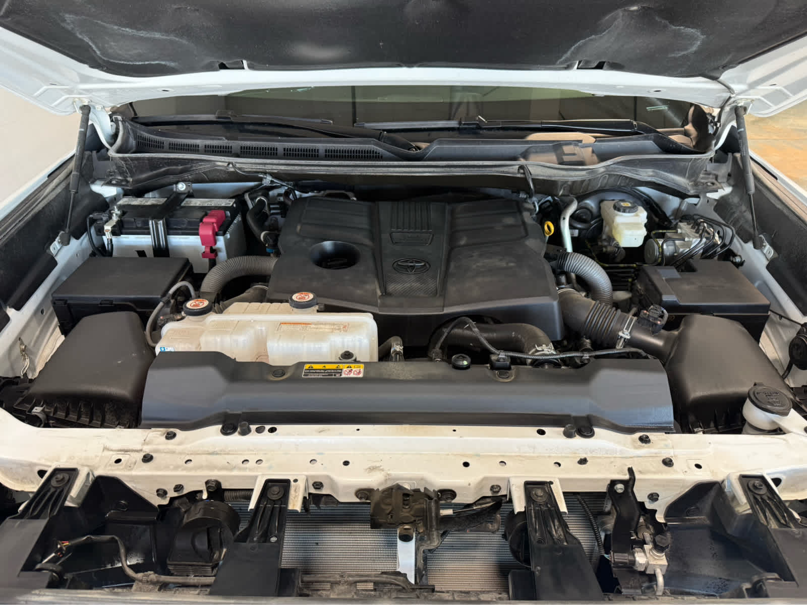 Thumbnail: 2025 Toyota Tundra - 12