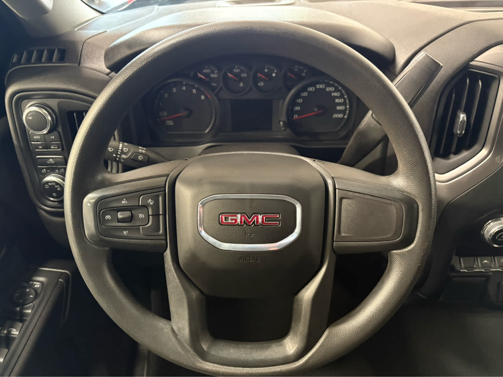 Thumbnail: 2024 GMC Sierra 1500 - 16