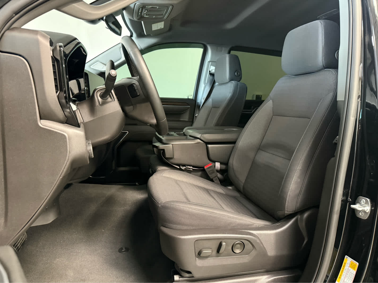 Thumbnail: 2025 Chevrolet Silverado 1500 - 12