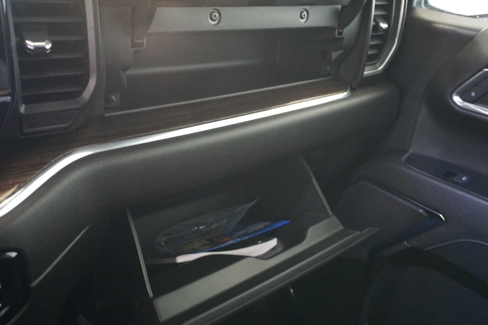 Thumbnail: 2023 Chevrolet Silverado 1500 - 25