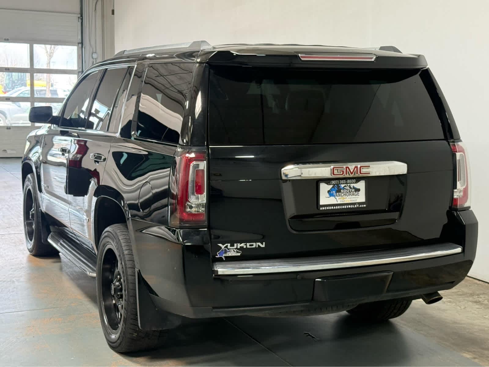 Thumbnail: 2016 GMC Yukon - 3