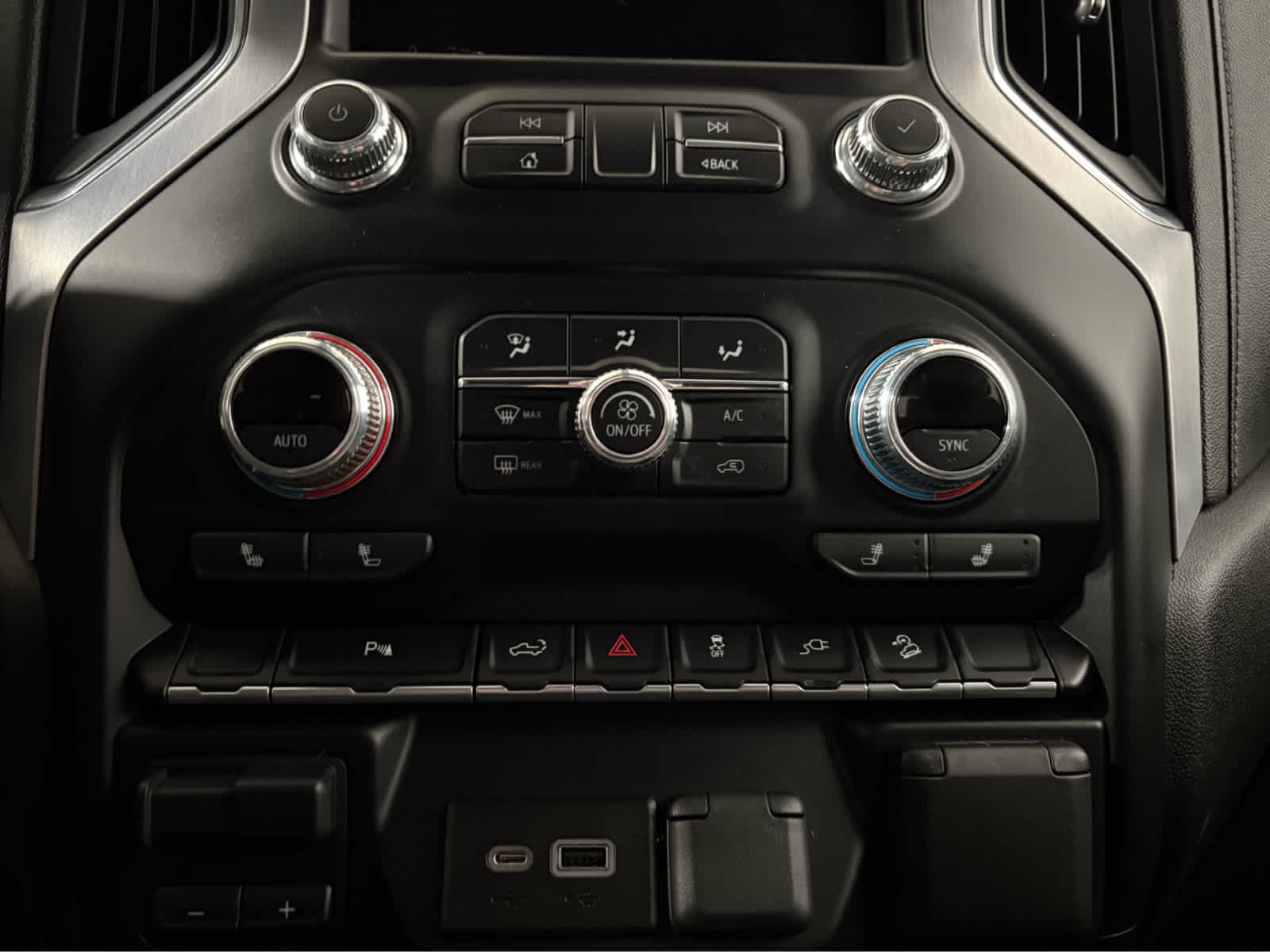 Thumbnail: 2022 GMC Sierra 2500 - 30