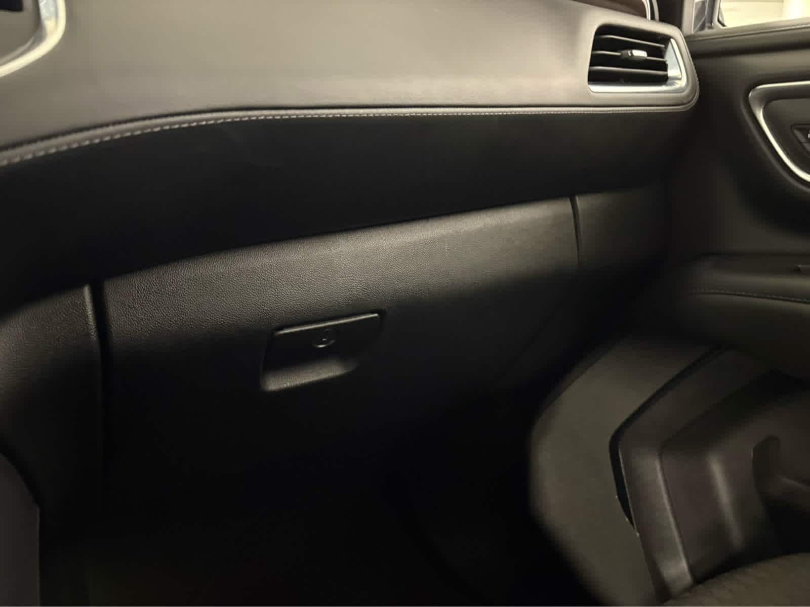 Thumbnail: 2024 GMC Yukon XL - 26