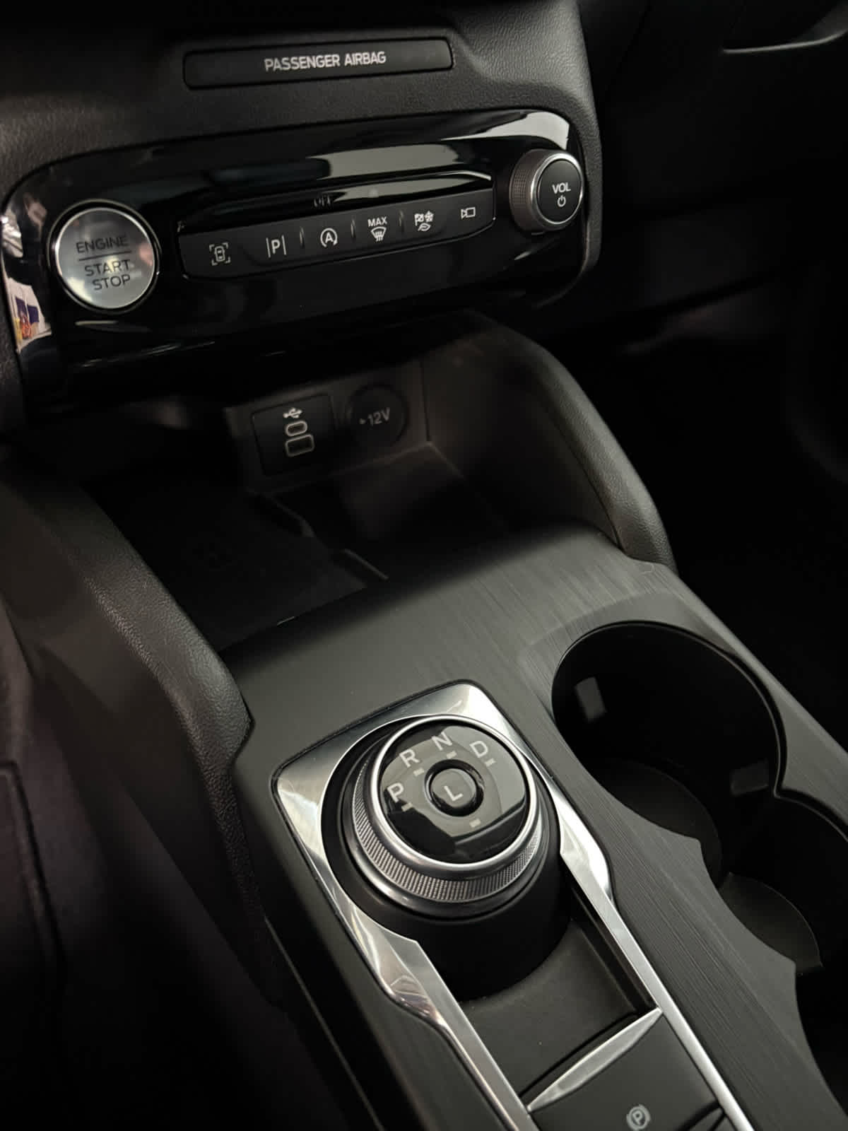 Thumbnail: 2024 Ford Escape - 25