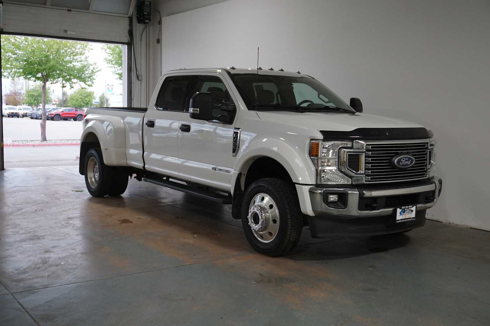 Thumbnail: 2022 Ford F-450 - 8