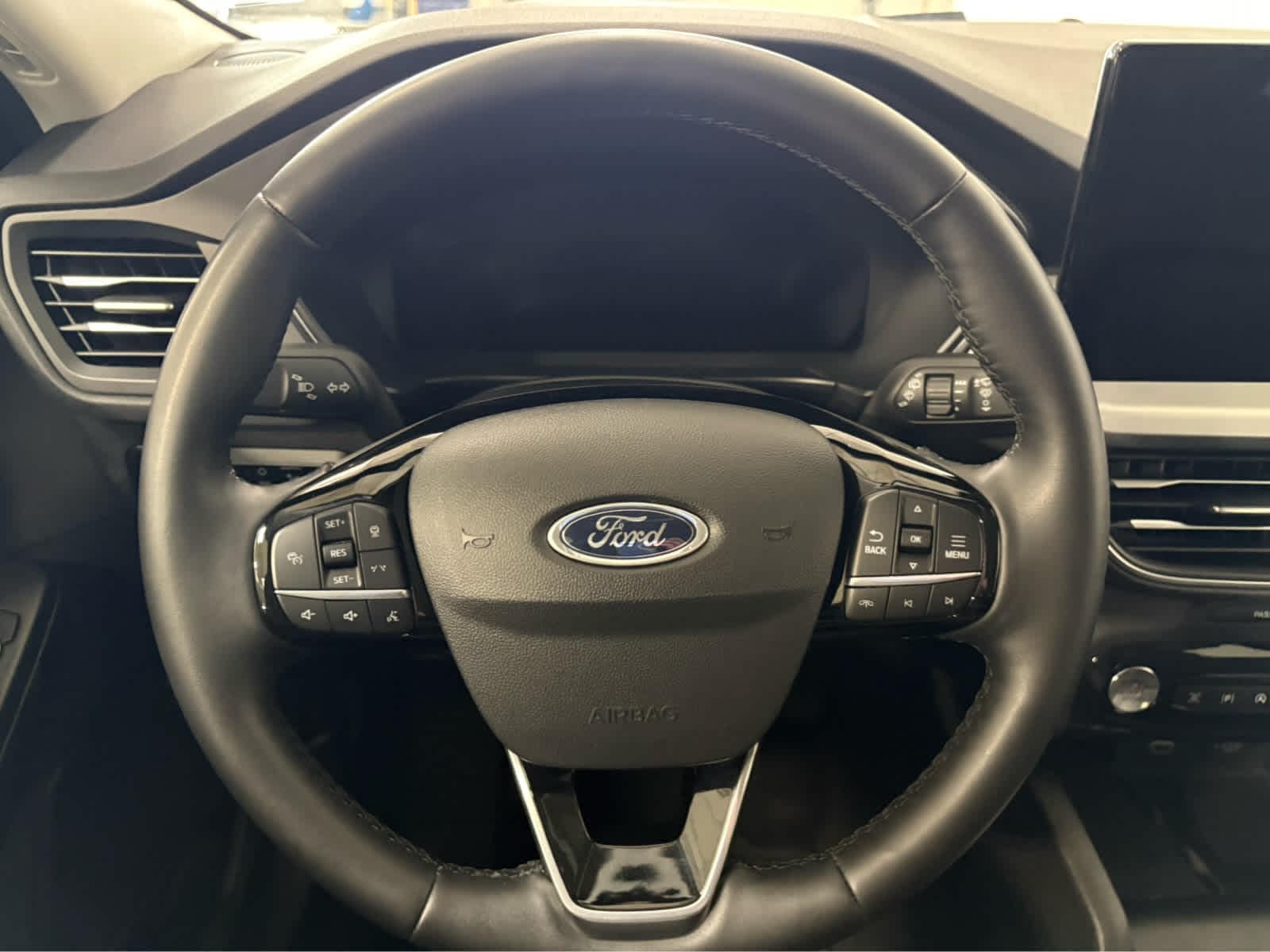 Thumbnail: 2024 Ford Escape - 19