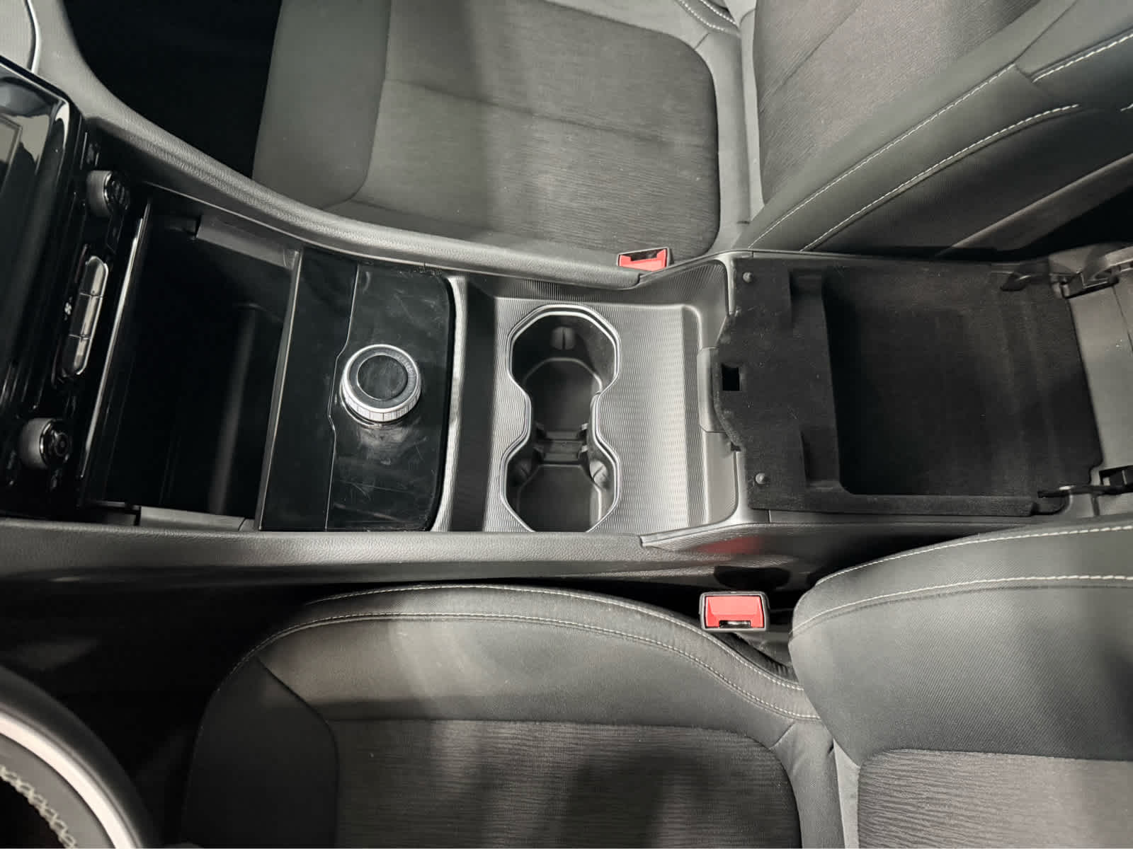 Thumbnail: 2024 Jeep Grand Cherokee - 24