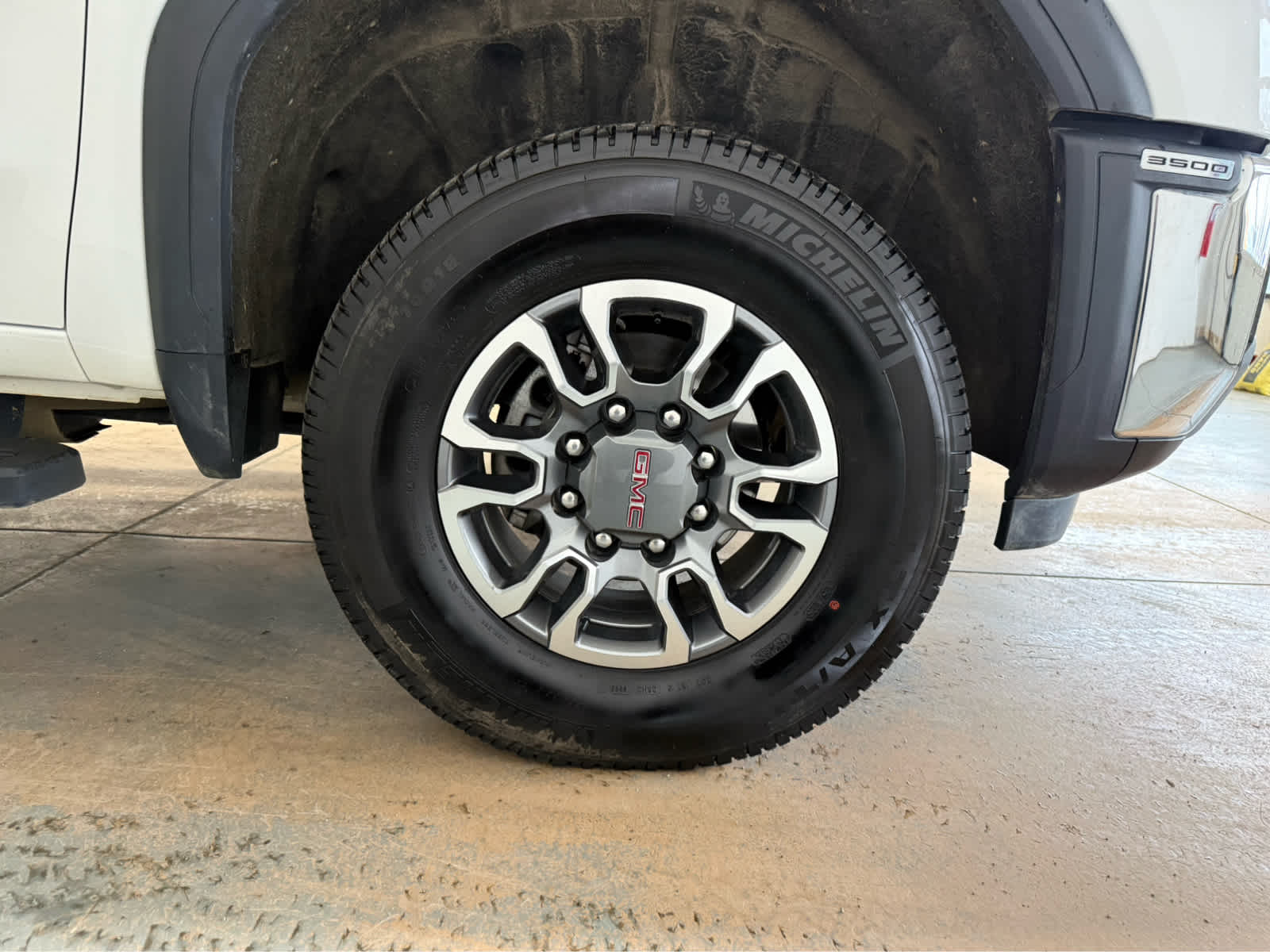 Thumbnail: 2025 GMC Sierra 3500 - 8