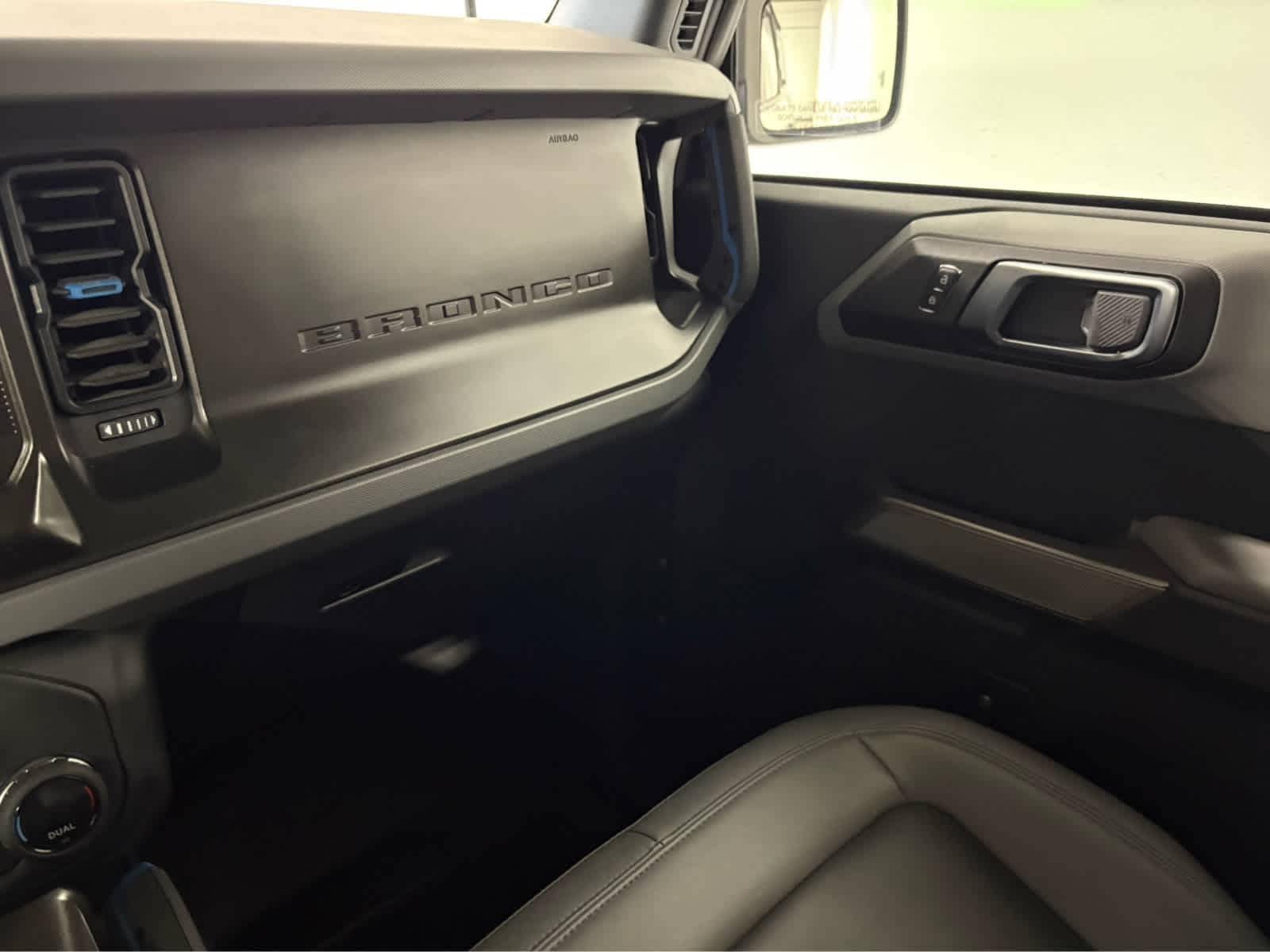 Thumbnail: 2023 Ford Bronco - 19