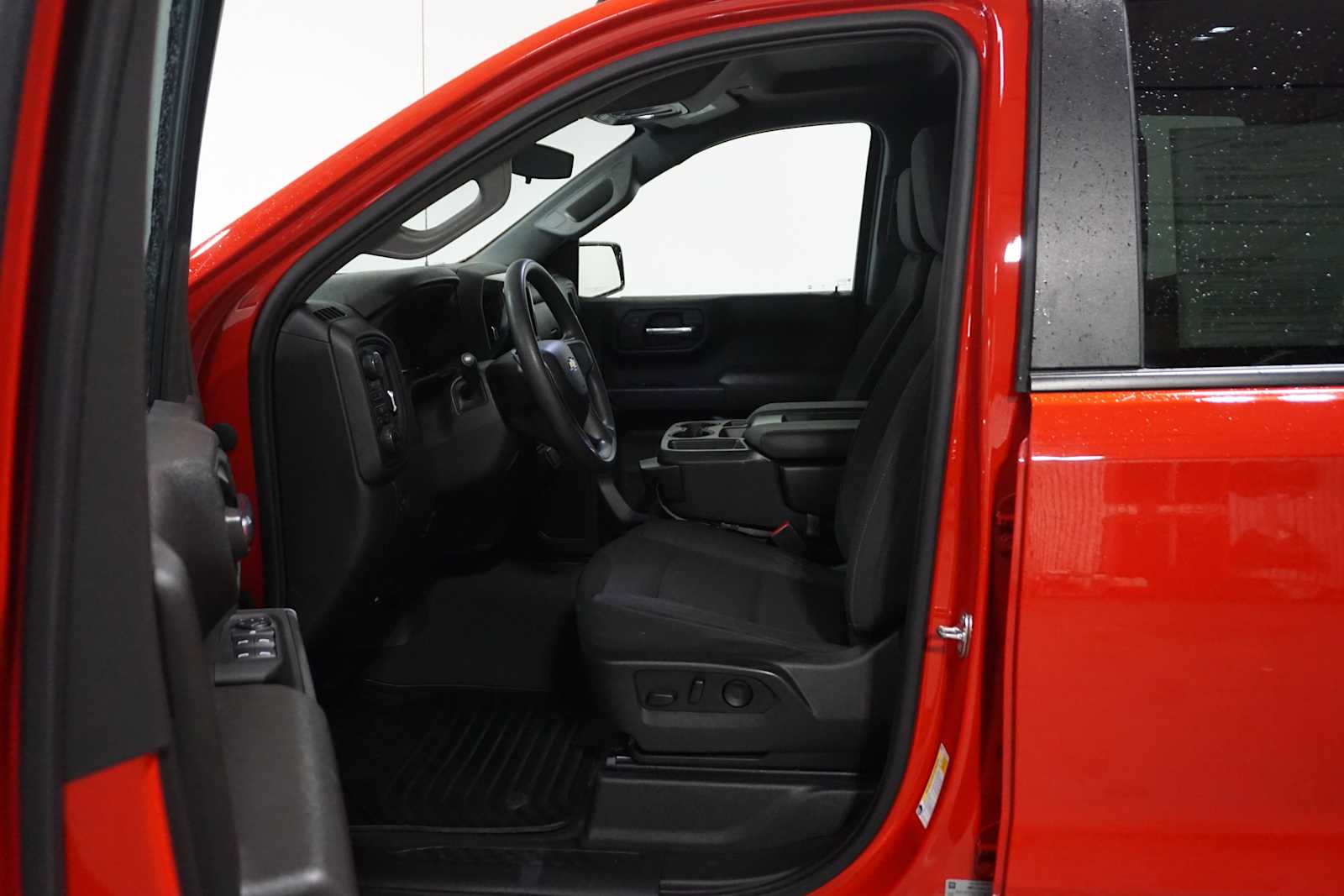 Thumbnail: 2024 Chevrolet Silverado 1500 - 2